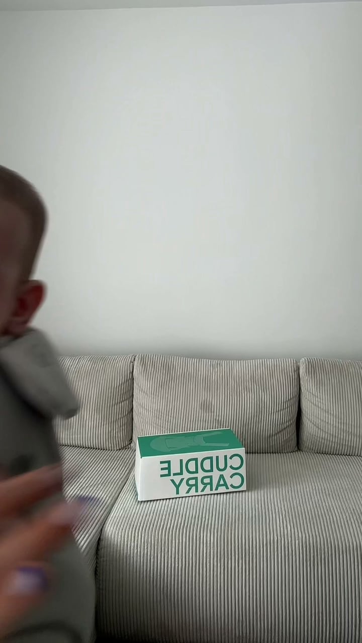 Koala Babycare Facebook ad: La mochila portabebés ergonómica para ti y para tu bebé.