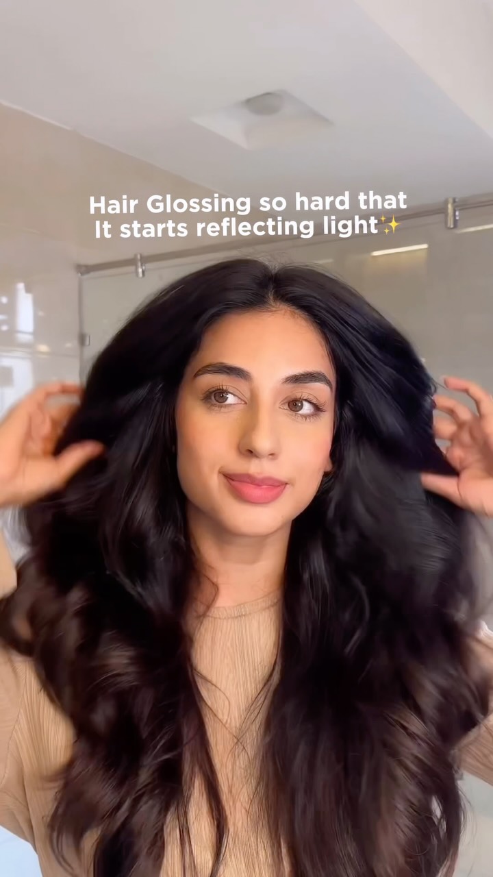 mairagilani Facebook ad: Just a little extra gloss