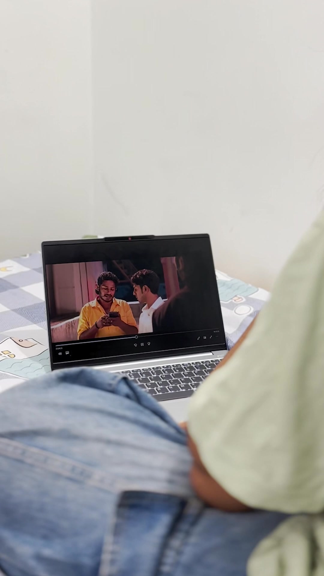 FRND Kerala Facebook ad: FRND APP ൽ, നിങ്ങൾക്ക് വേണ്ടി എപ്പോഴും ഒരാളുണ്ടാകും!