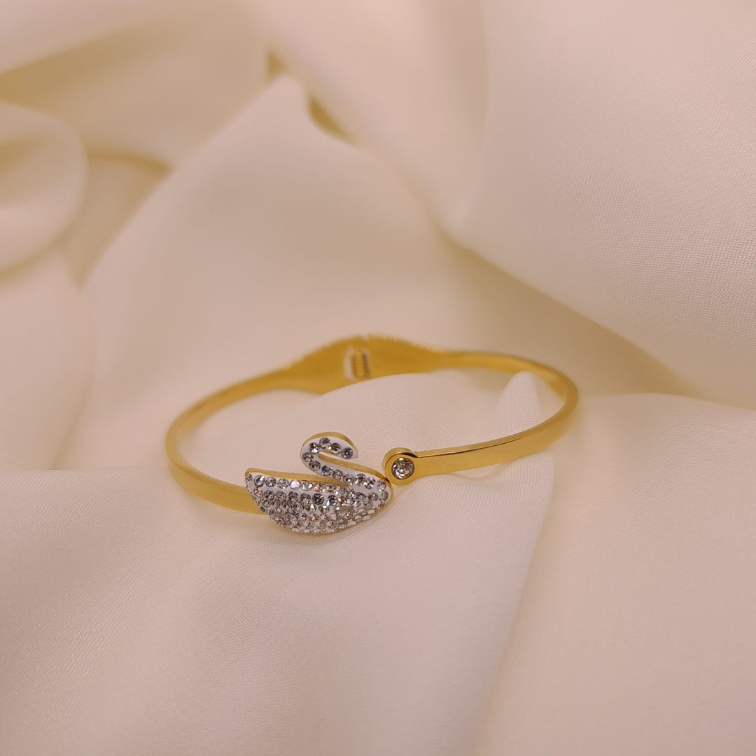 Wides Jewellery Facebook ad: Experience elegance with Wides Jewelery: Up to 50%…