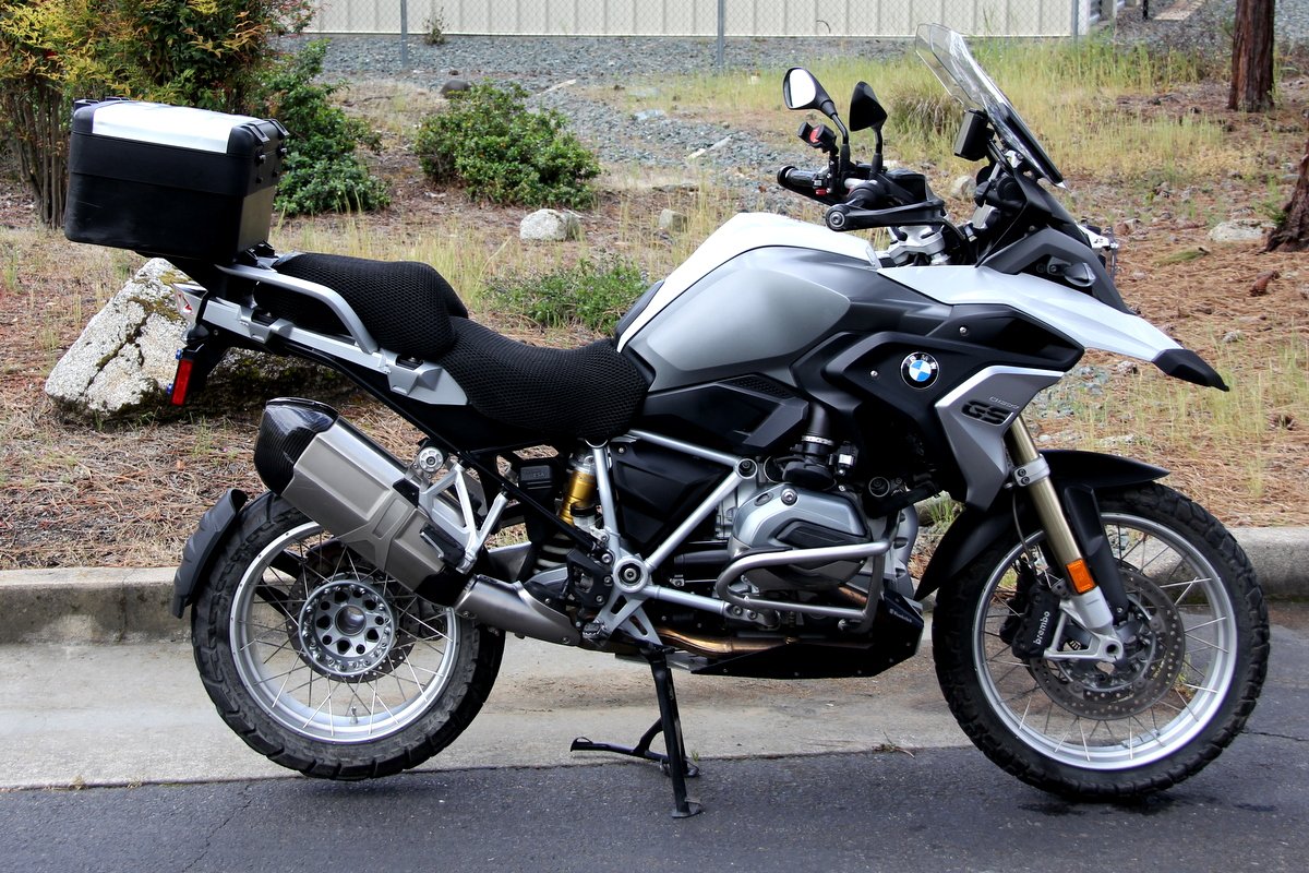 Ted Holman Facebook ad: 2017 BMW R1200GS