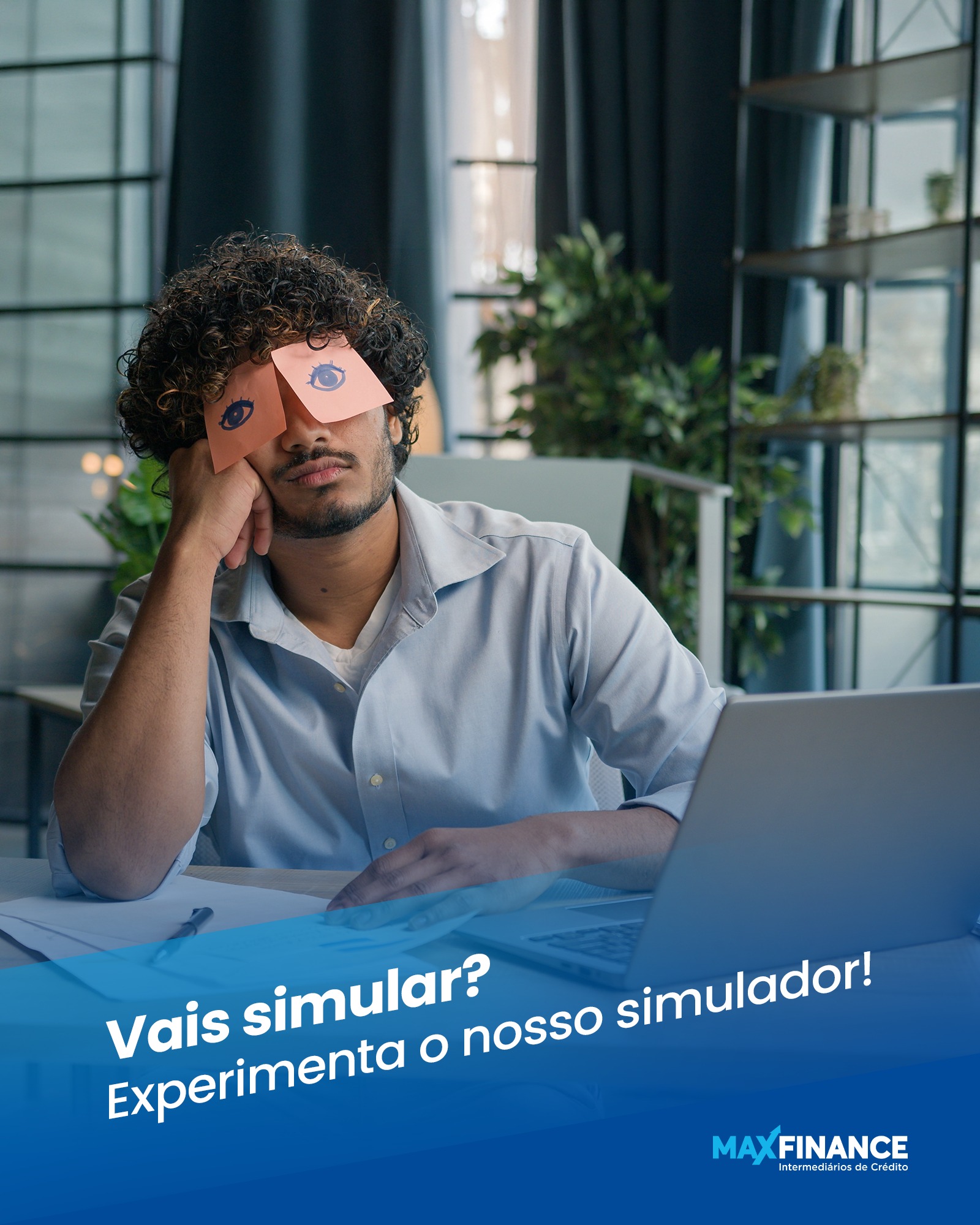 MaxFinance Facebook ad: Há quem simule trabalhar!