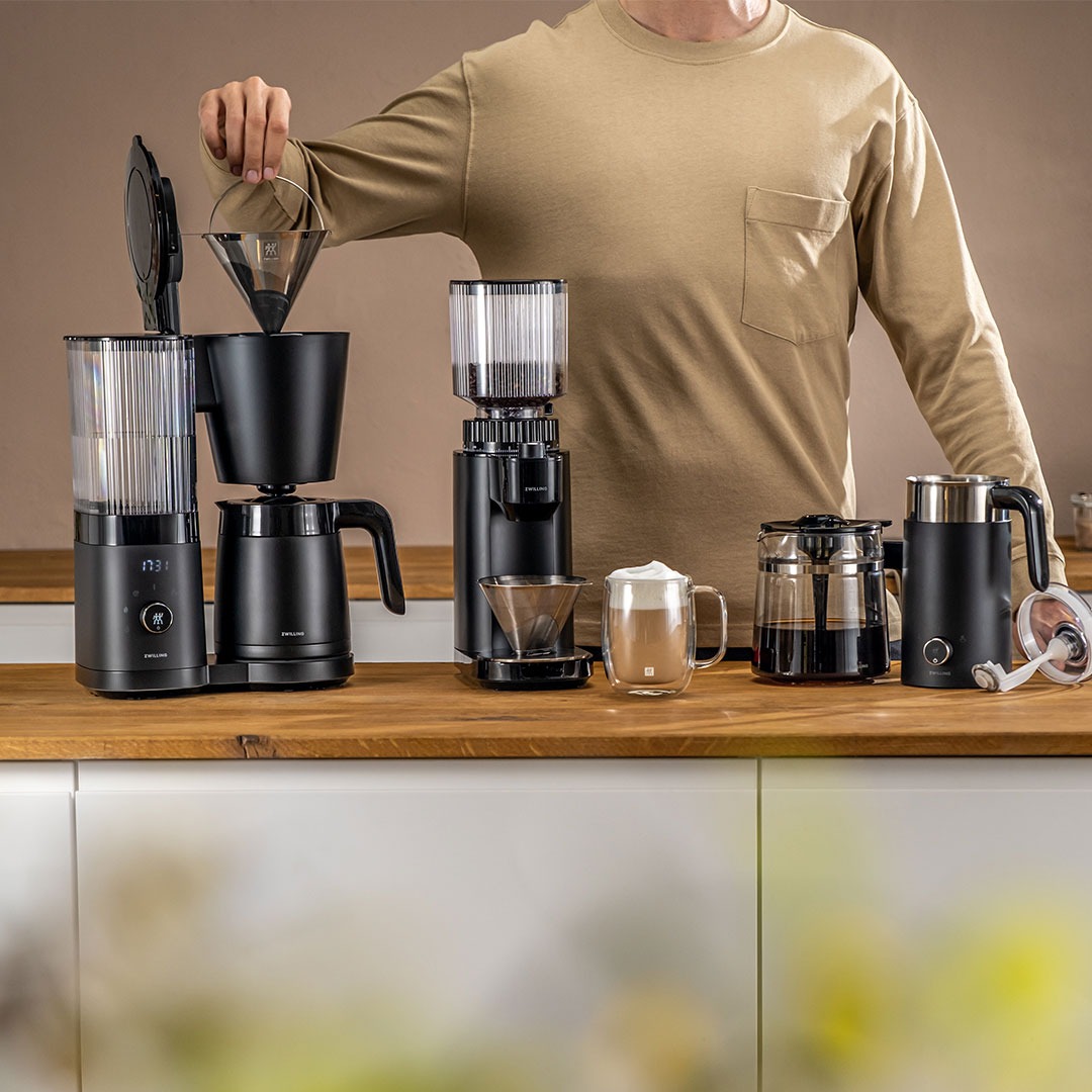 Zwilling Benelux Facebook ad: Ontdek de ultieme keukenupgrade met ZWILLING Enfinigy!