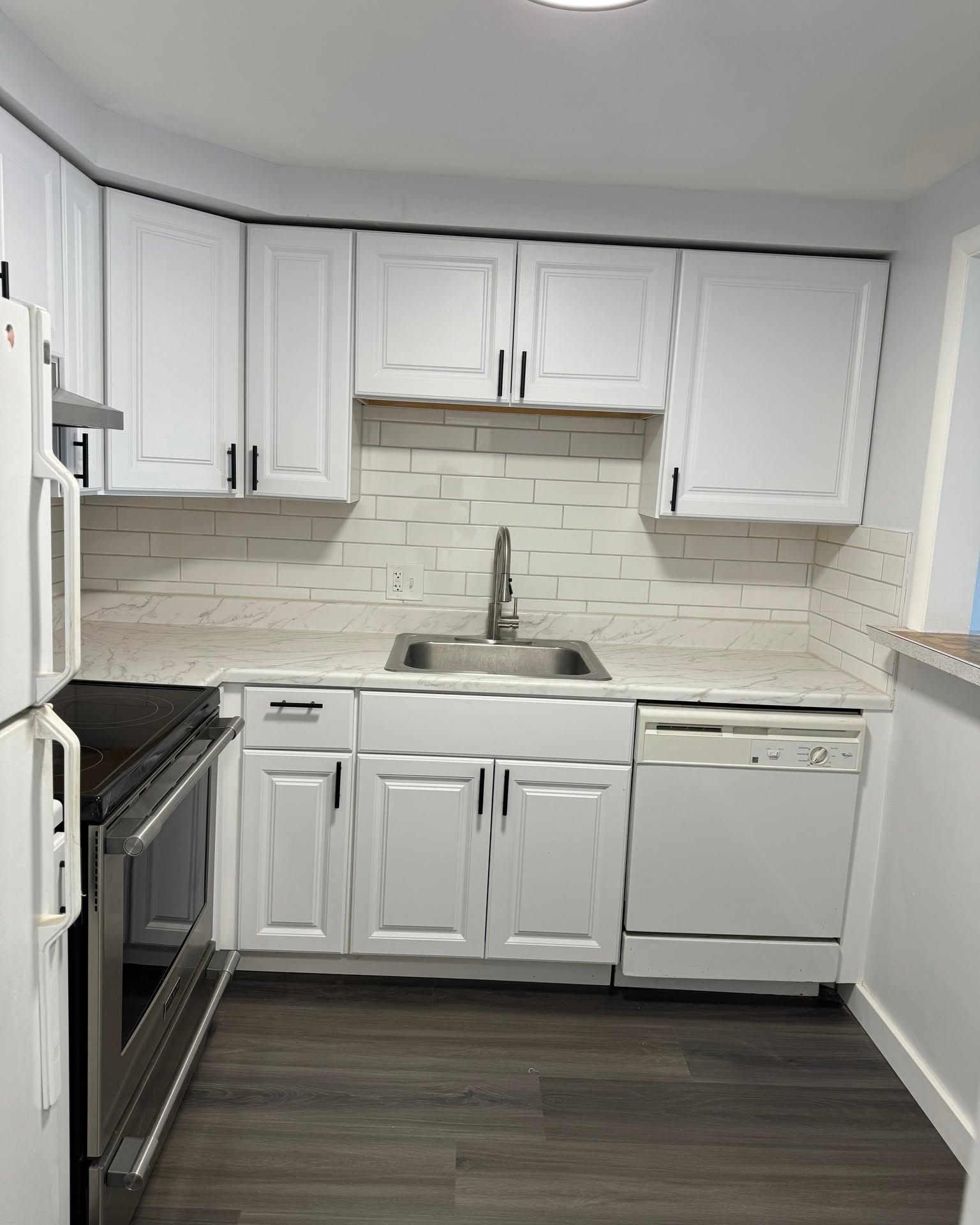 Jean Welsh Facebook ad: 1 Bed 1 Bath Apartment