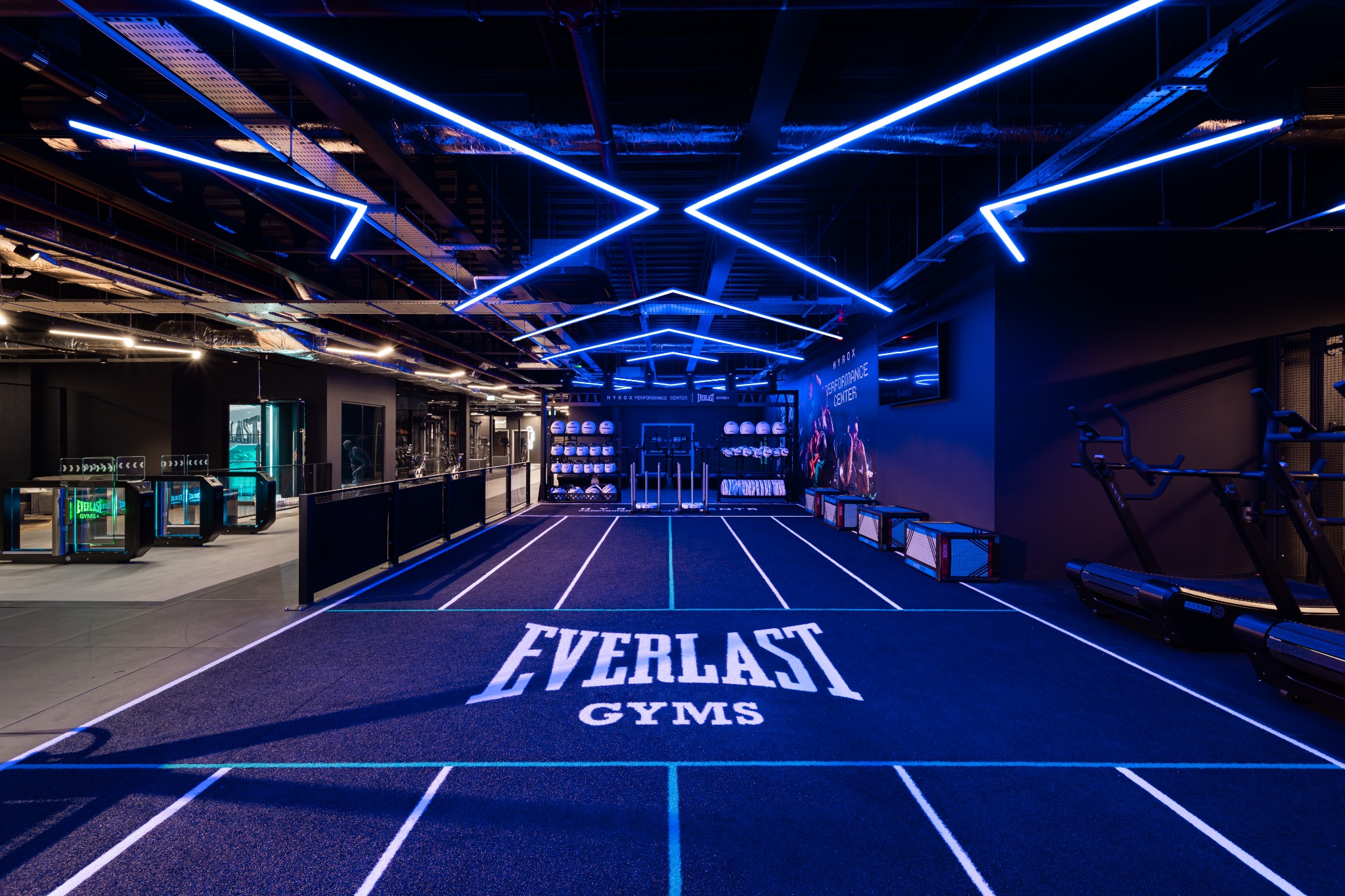 Everlast Gyms Facebook ad: DUBLIN, WE'RE OPEN.