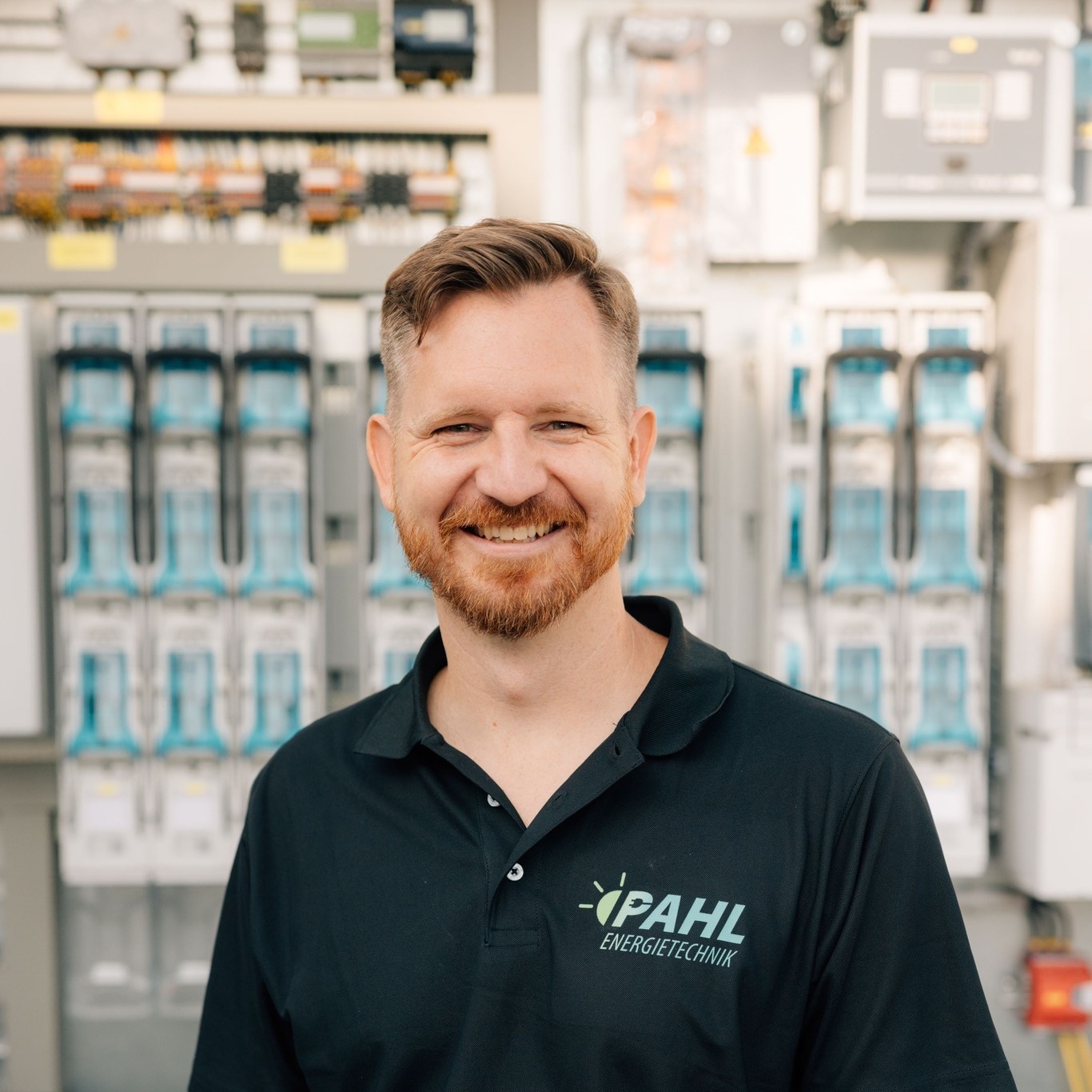 Pahl Energietechnik Facebook ad: Hinter Pahl Energietechnik steht Felix Pahl.