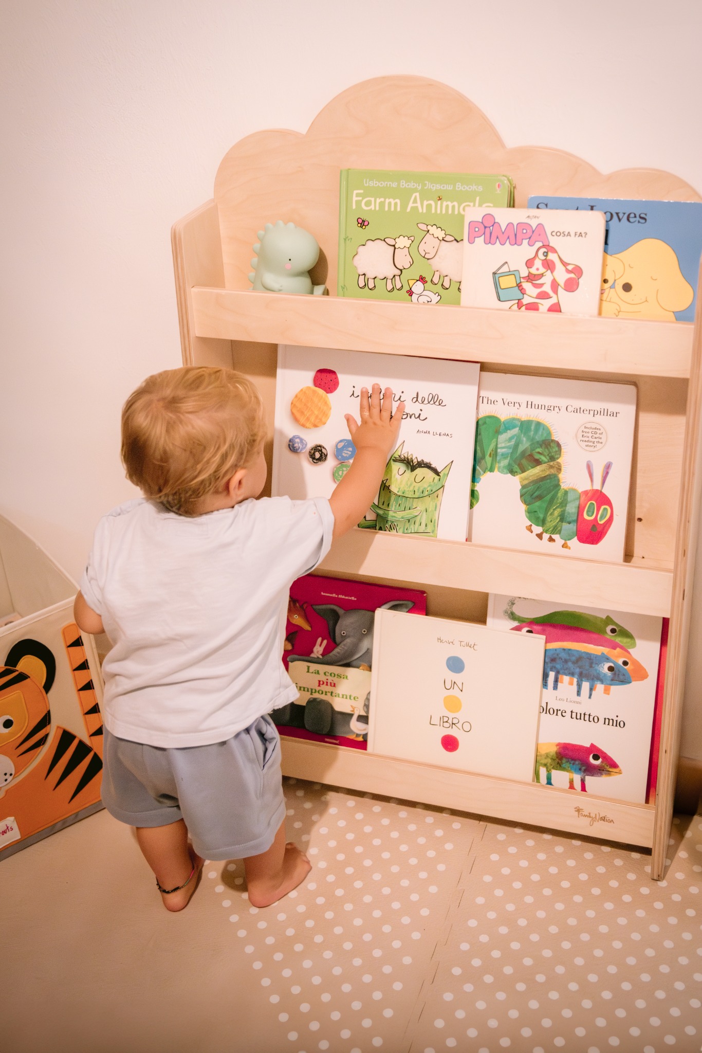 Family Nation Facebook ad: Libreria Montessori Family Nation, novità perfetta per…