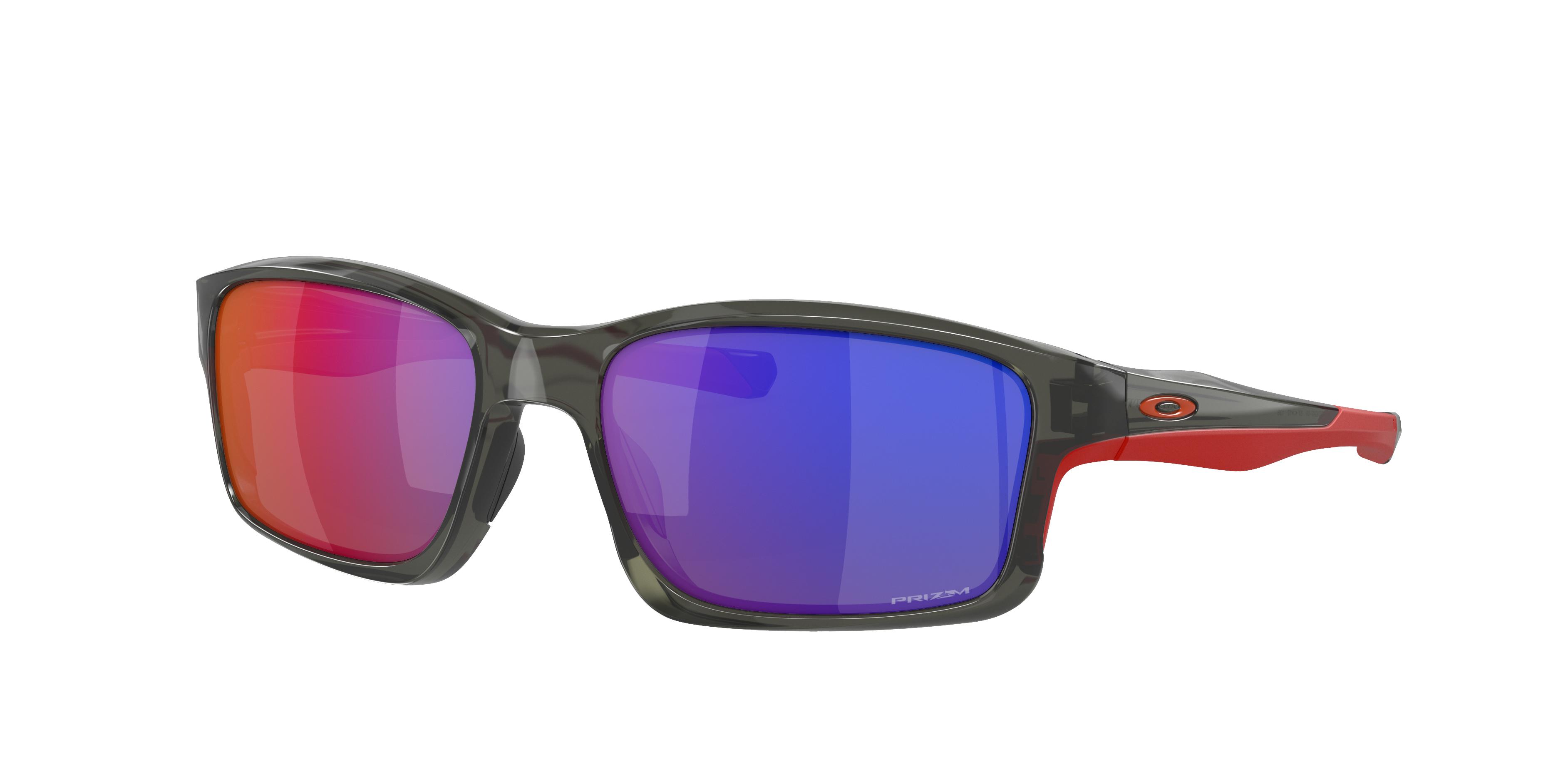 Sunglass Hut Facebook ad