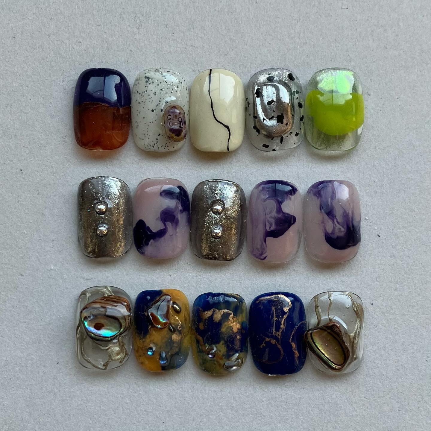 unica_honmachi Facebook ad: nail salon Unica.