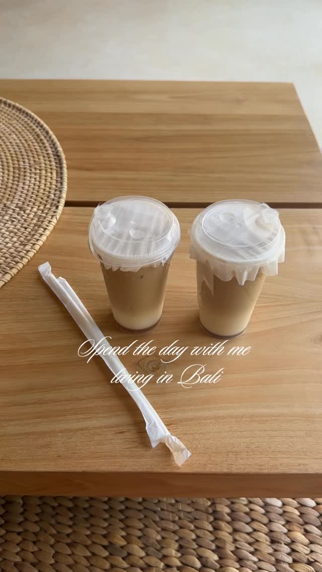 Airalo Global eSIM Store Facebook ad: Spend the day with me living in Bali…