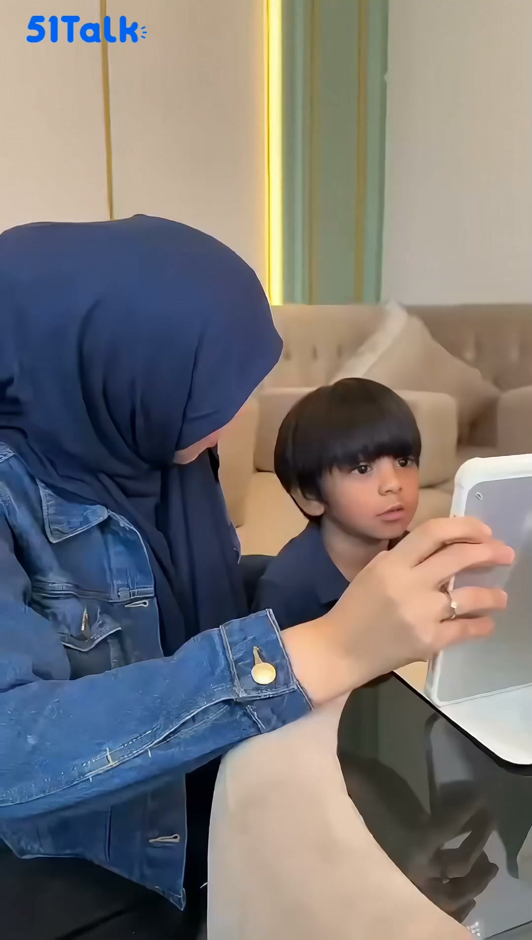 51Talk Indonesia Facebook ad: Kuota untuk uji coba gratis terbatas!
