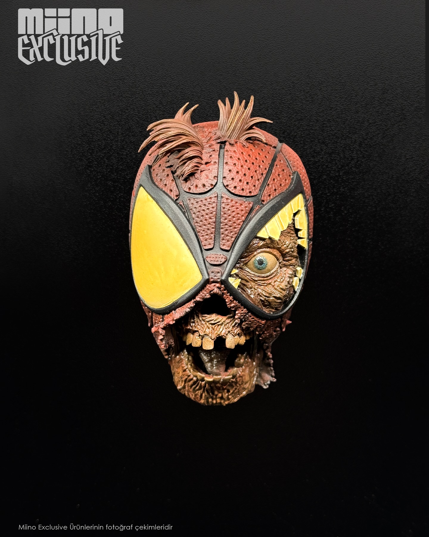 Miino Exclusive Facebook ad: Spiderman Zombie Magnet