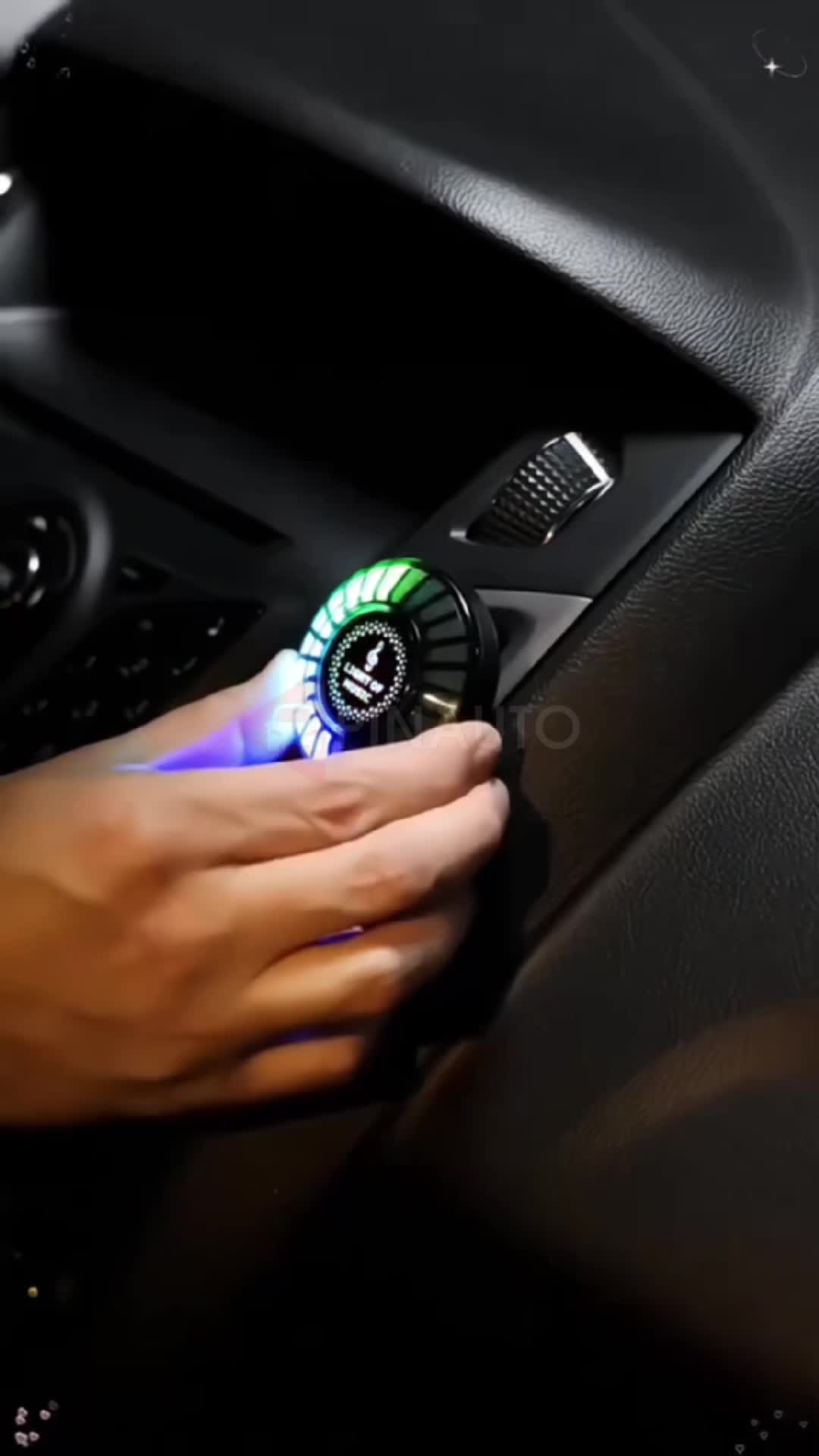 Pinauto Shop Facebook ad: Reacts to music beat for immersive lighting