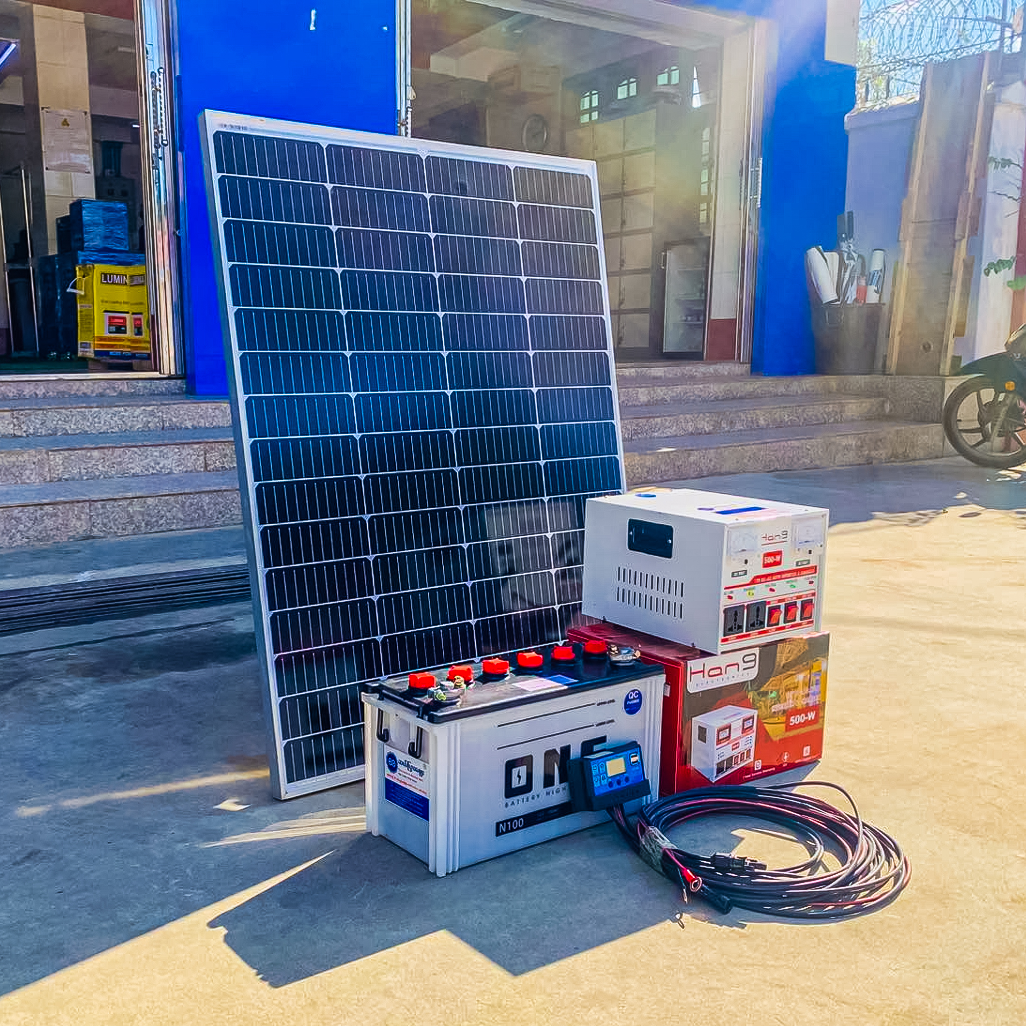 ဆယ်ပြားဈေး - တောင်ကြီး Facebook ad: အိမ်မှာမီးထွန်းတာနဲ့ အားသွင်းတာတွေကို လျှပ်စစ်မီးမရလဲ…