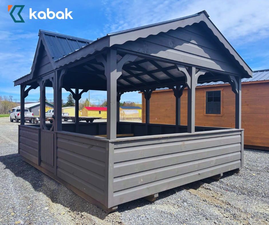 Charles St-amour Facebook ad: GAZEBO 12X16 PRÊT À PARTIR!