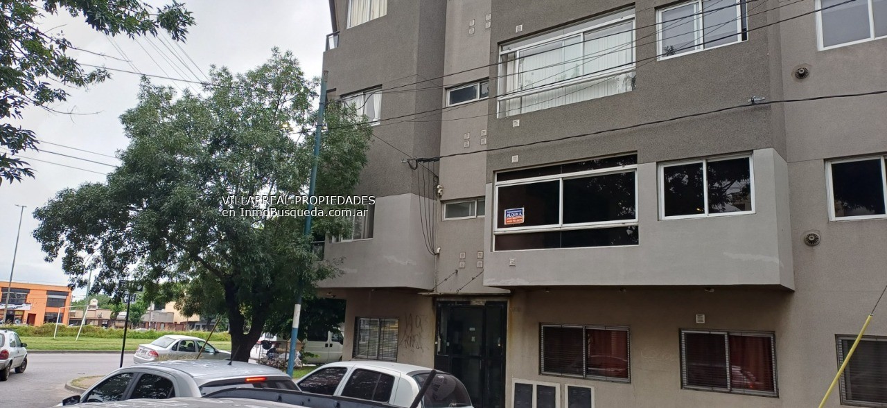 InmoBusqueda.com.ar Facebook ad: Departamento en Alquiler La Plata (Casco Urbano)