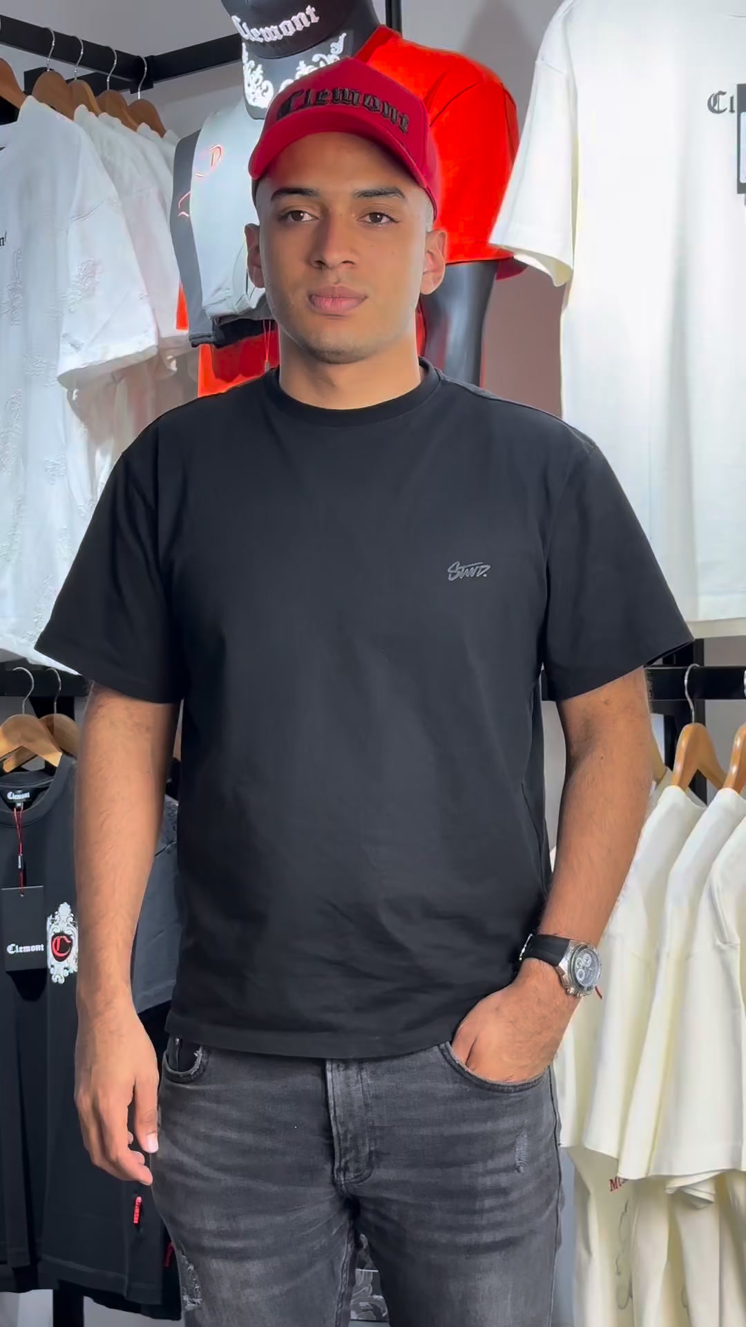 Yahweh Store Facebook ad: Ropa de Marca 100% Original