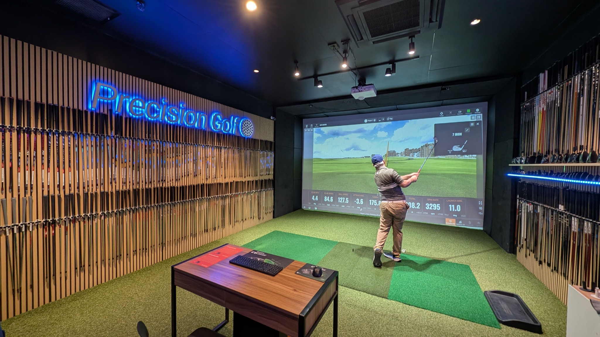 Precision Golf Sydney Facebook ad: Booking Cromer
