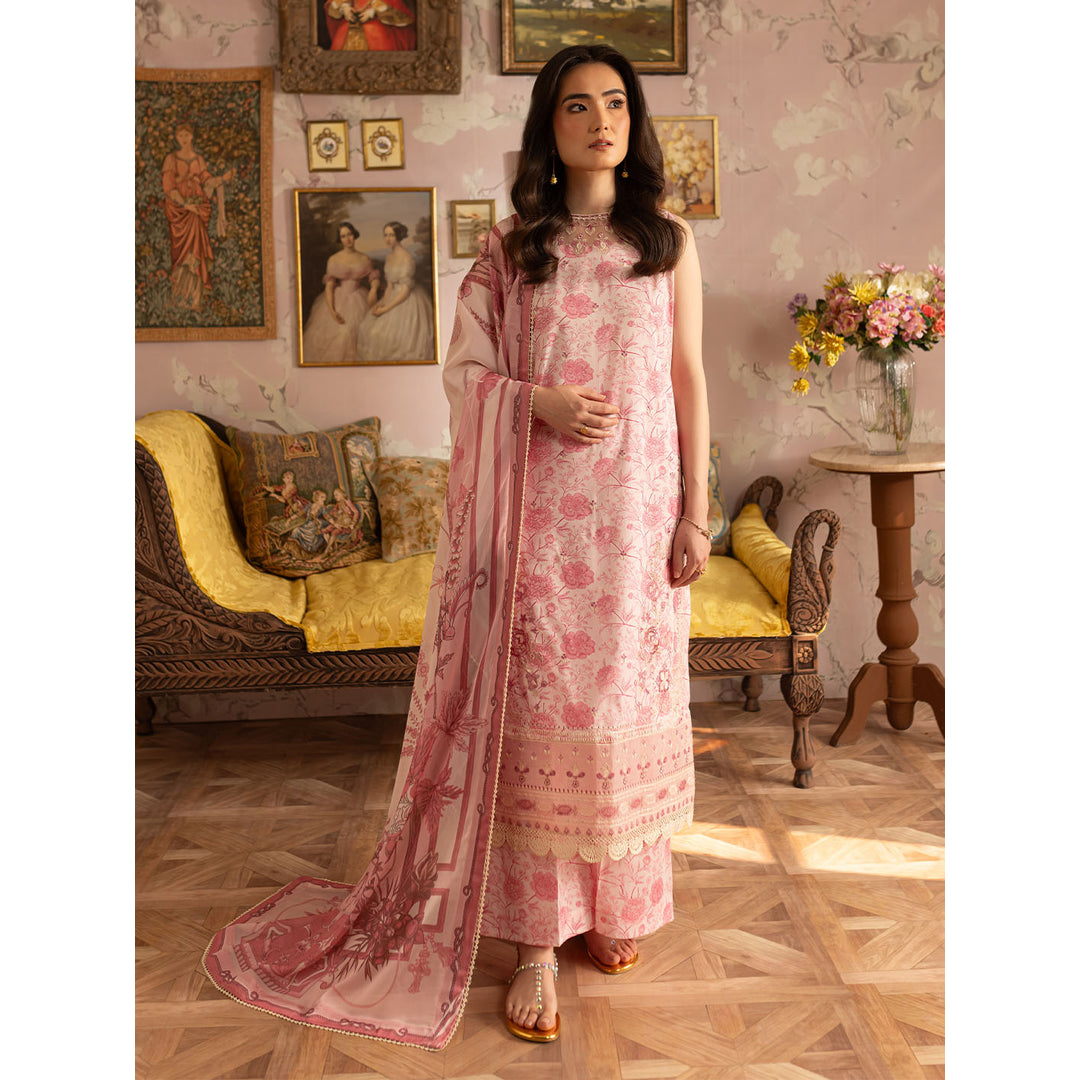 Mahnur Facebook ad: Looking for the perfect summer outfit?