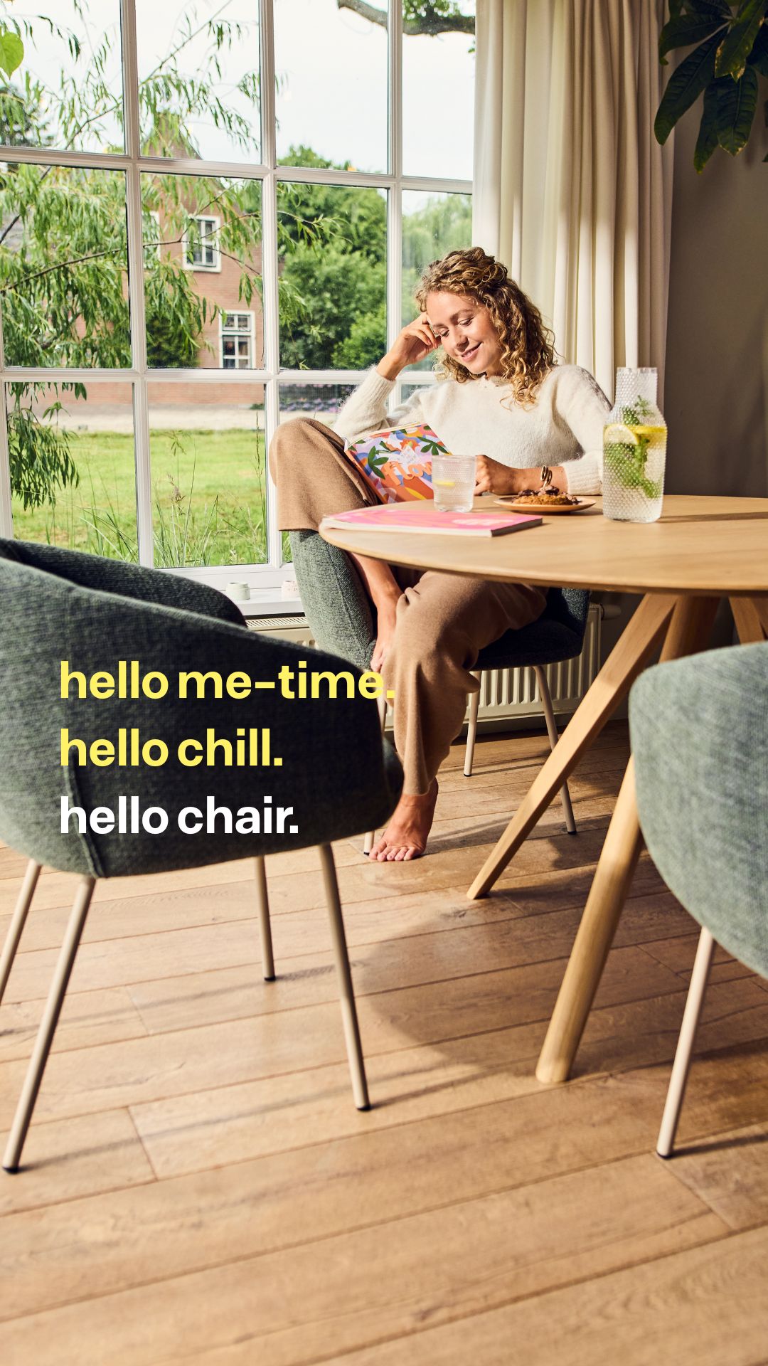 HelloChair Facebook ad from Jan 5, 2026