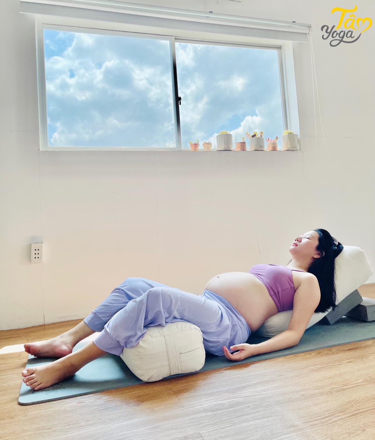 Tâm Yoga Facebook ad