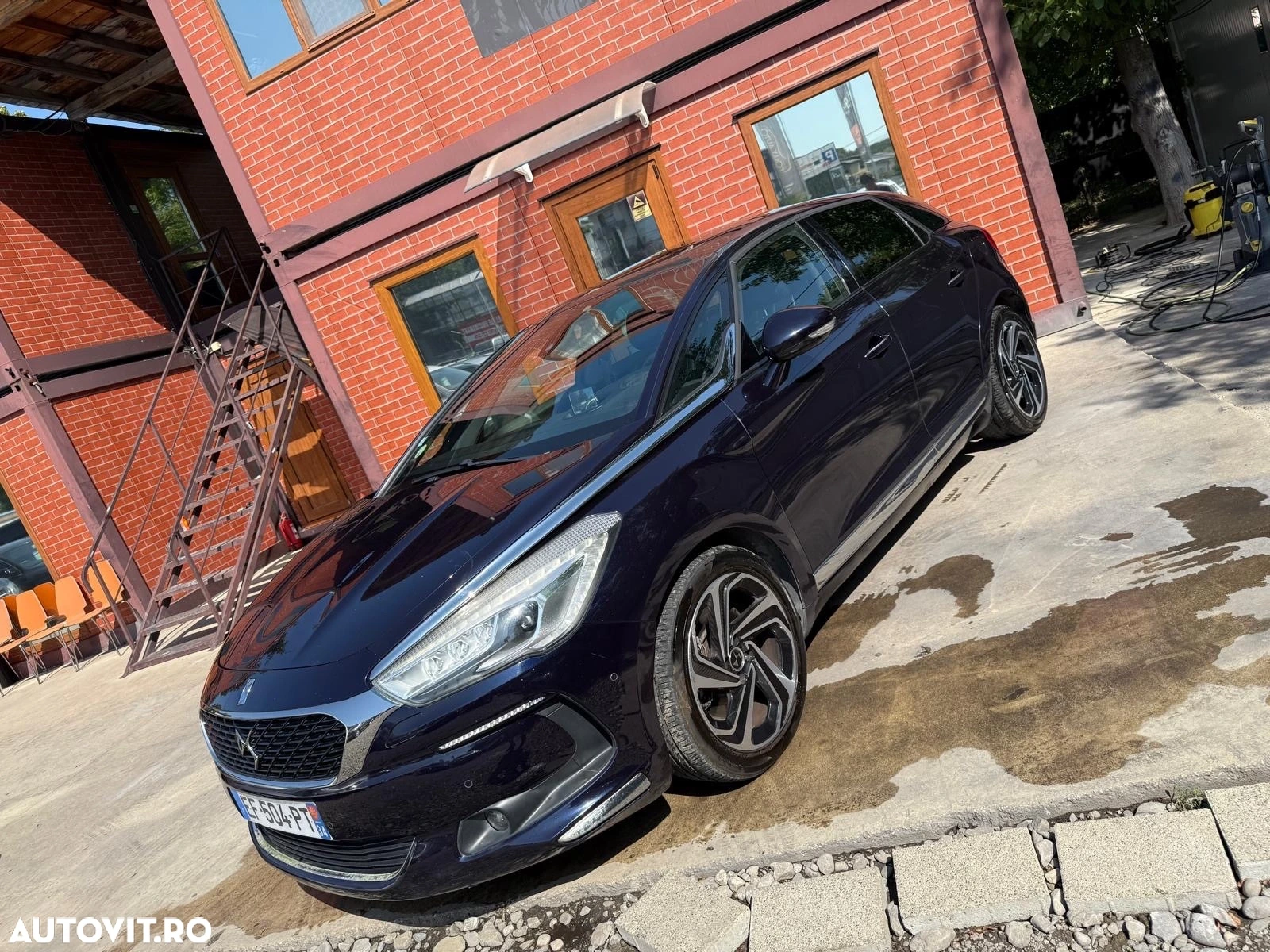 Folly Auto Facebook ad