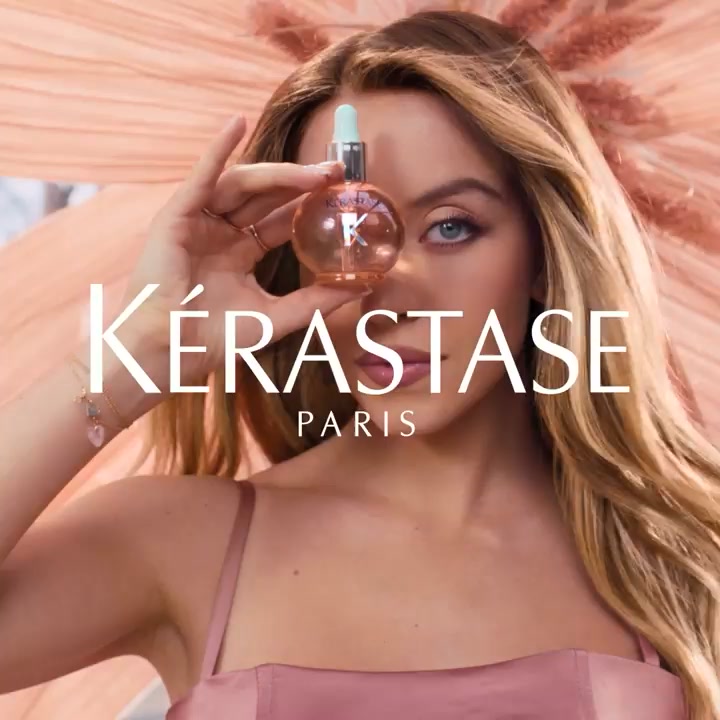 Kérastase Facebook ad: Gloss Meets Frizz Control