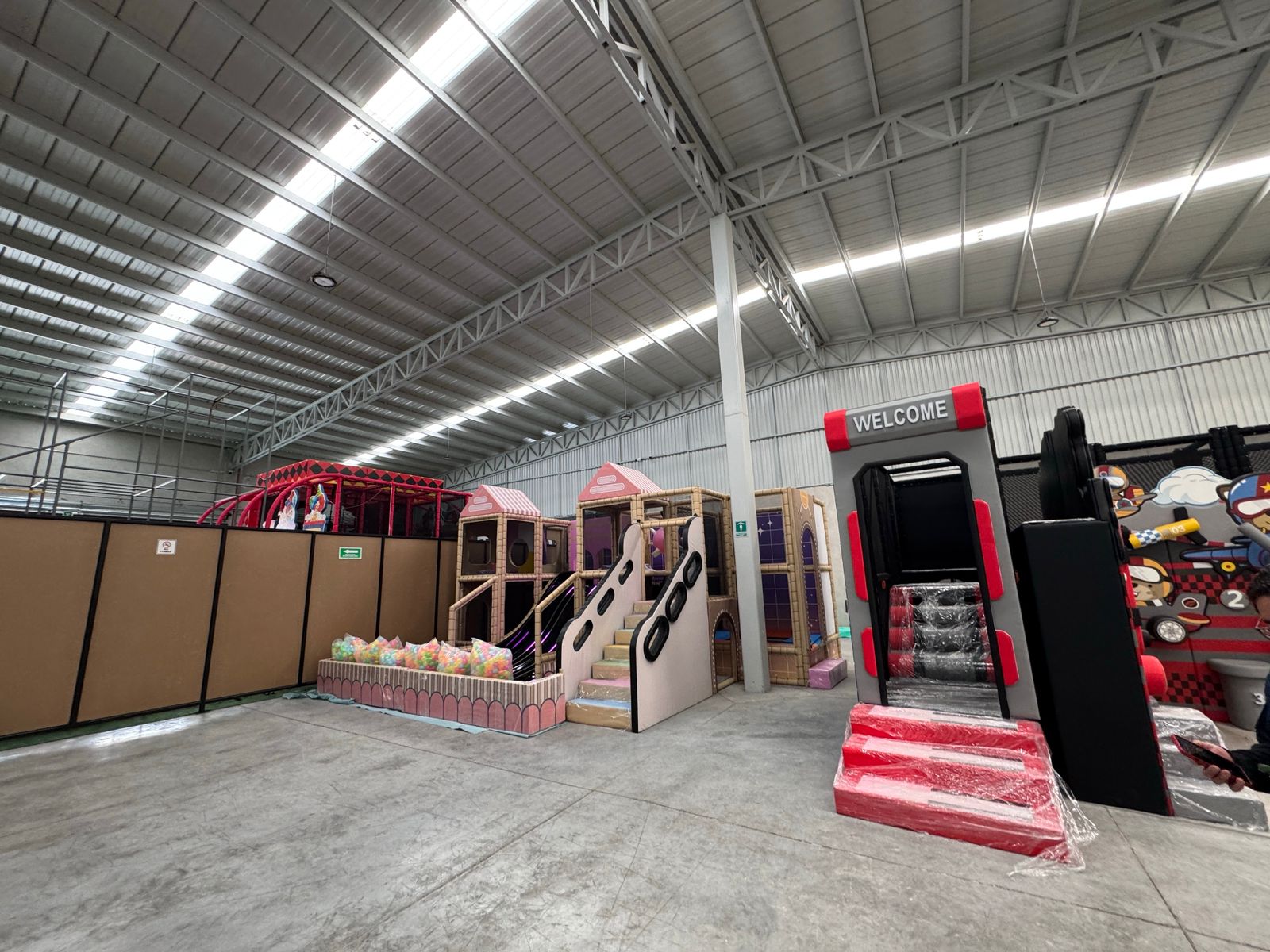 Zona Play Fábrica Facebook ad: JUEGOS INFANTILES A PRECIOS DE FÁBRICA