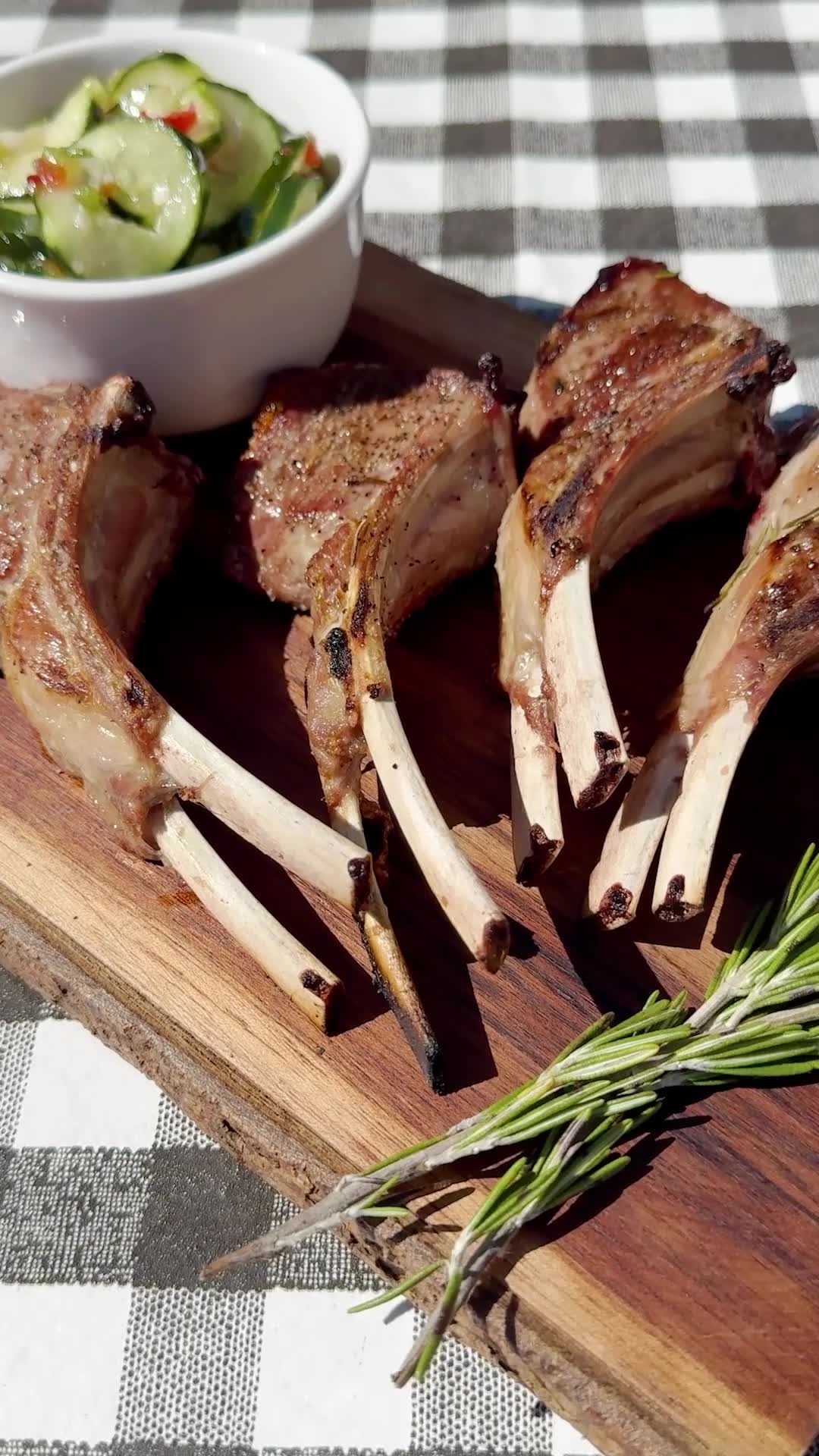 FlavrQ Facebook ad: Turn Your Gas Grill Into a Charcoal Flavor Machine