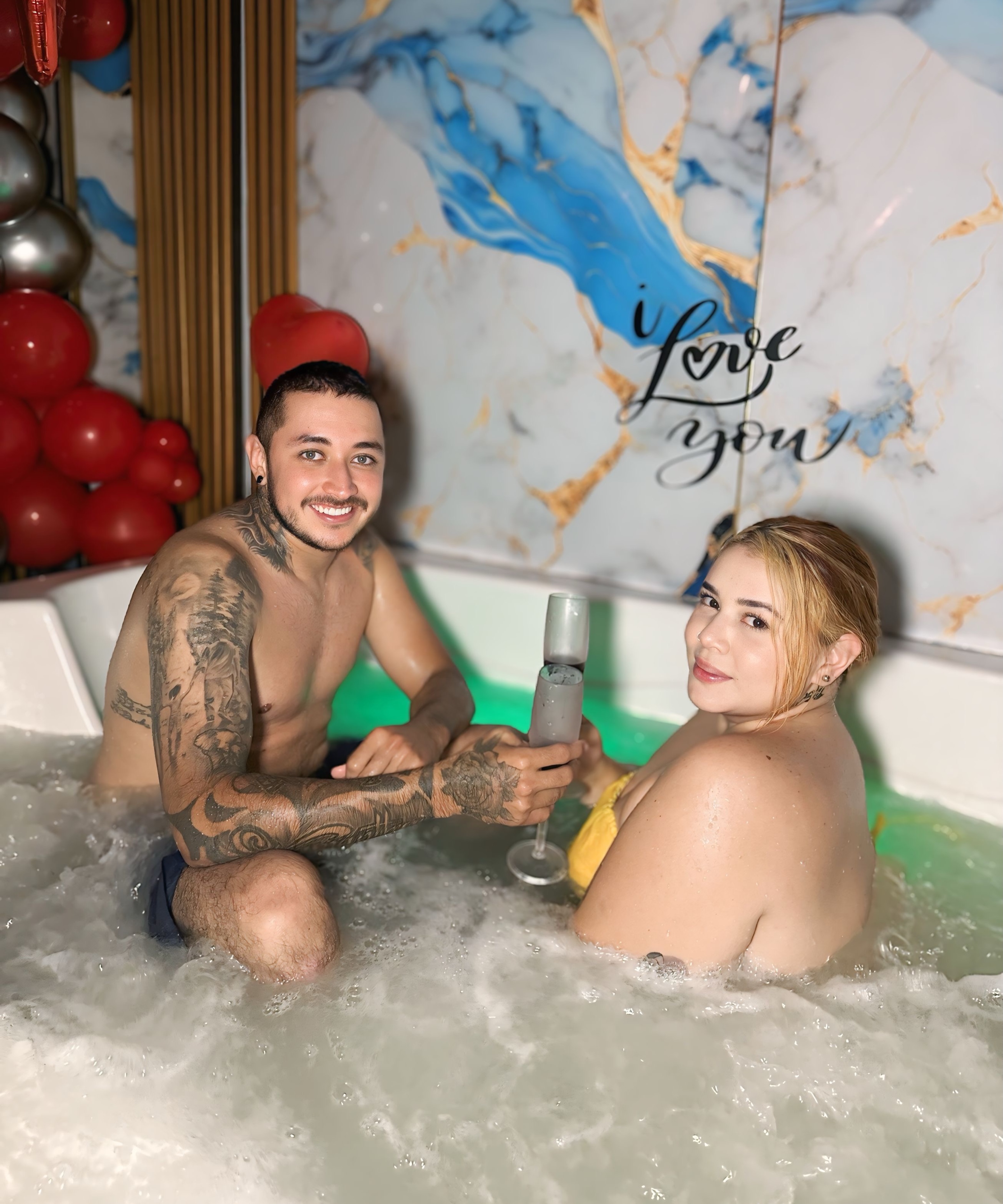 Aurum Spa Facebook ad