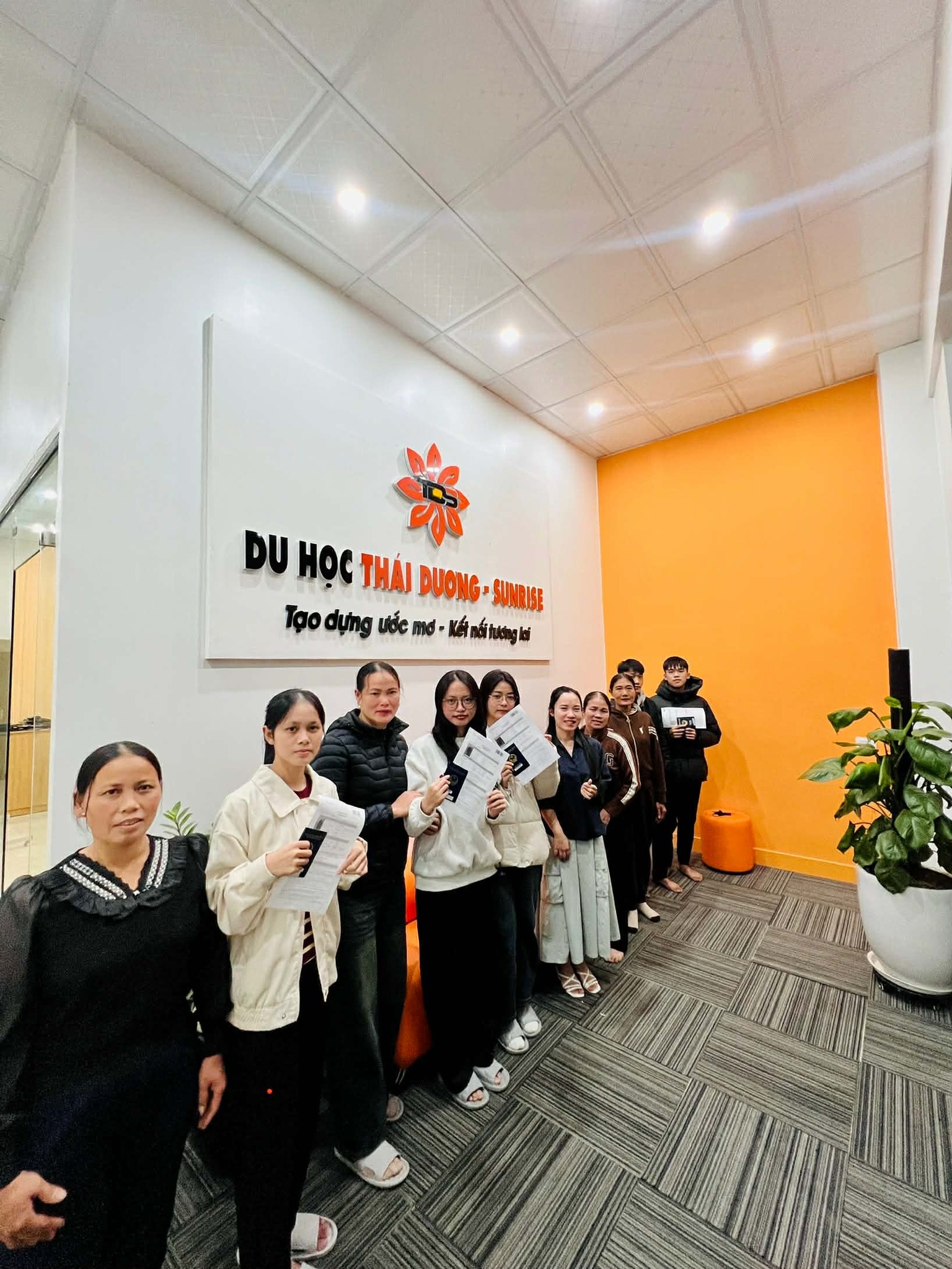 Du Học Thái Dương - Sunrise Facebook ad: TUYỂN SINH DU HỌC HÀN QUỐC 2026