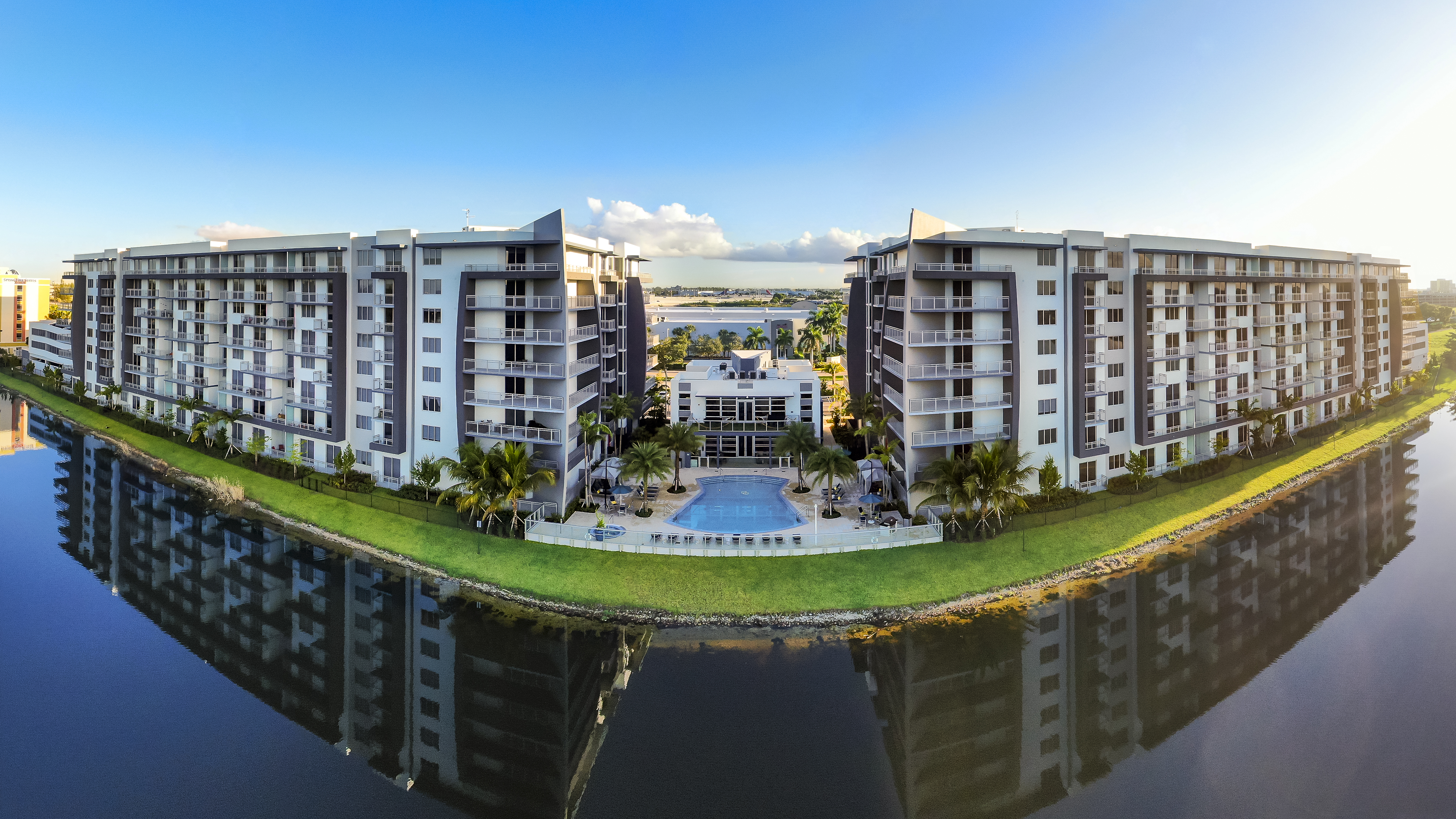 LaVida Apartments Facebook ad from May 20, 2026