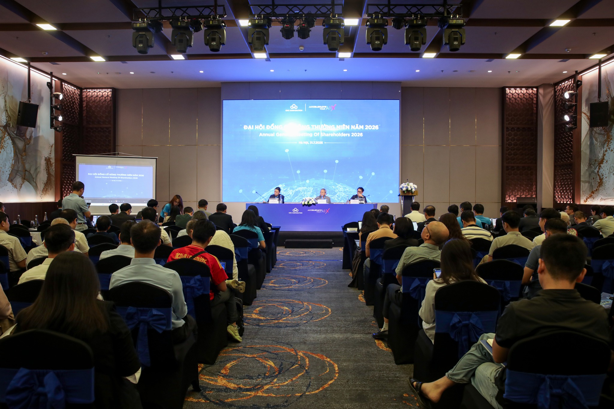 CMC Facebook ad: CMC ĐẶT TRỌNG TÂM ĐẦU TƯ AI, DỮ…