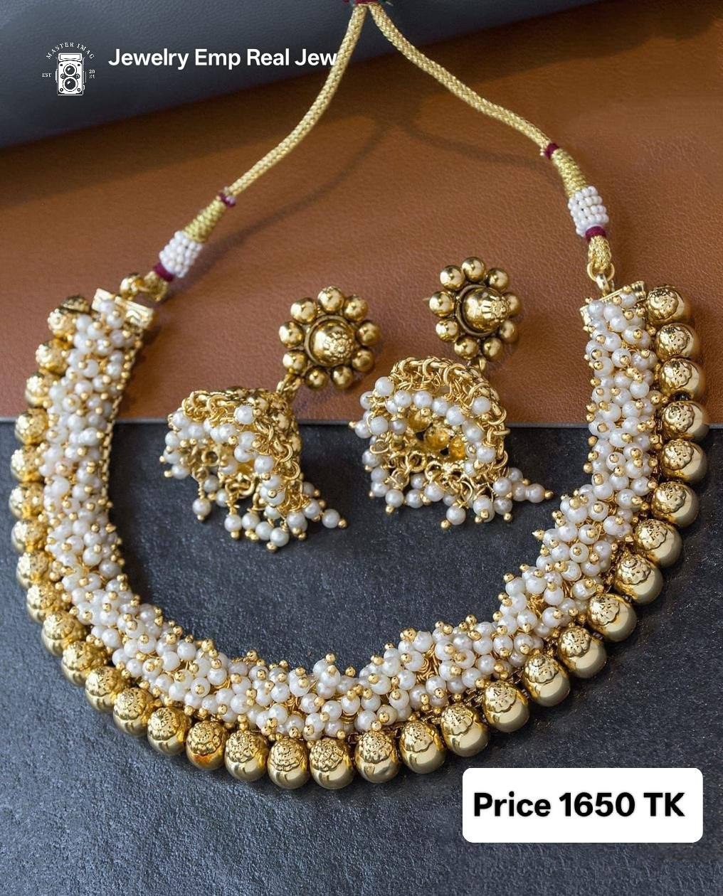Jewelry Empire. Facebook ad
