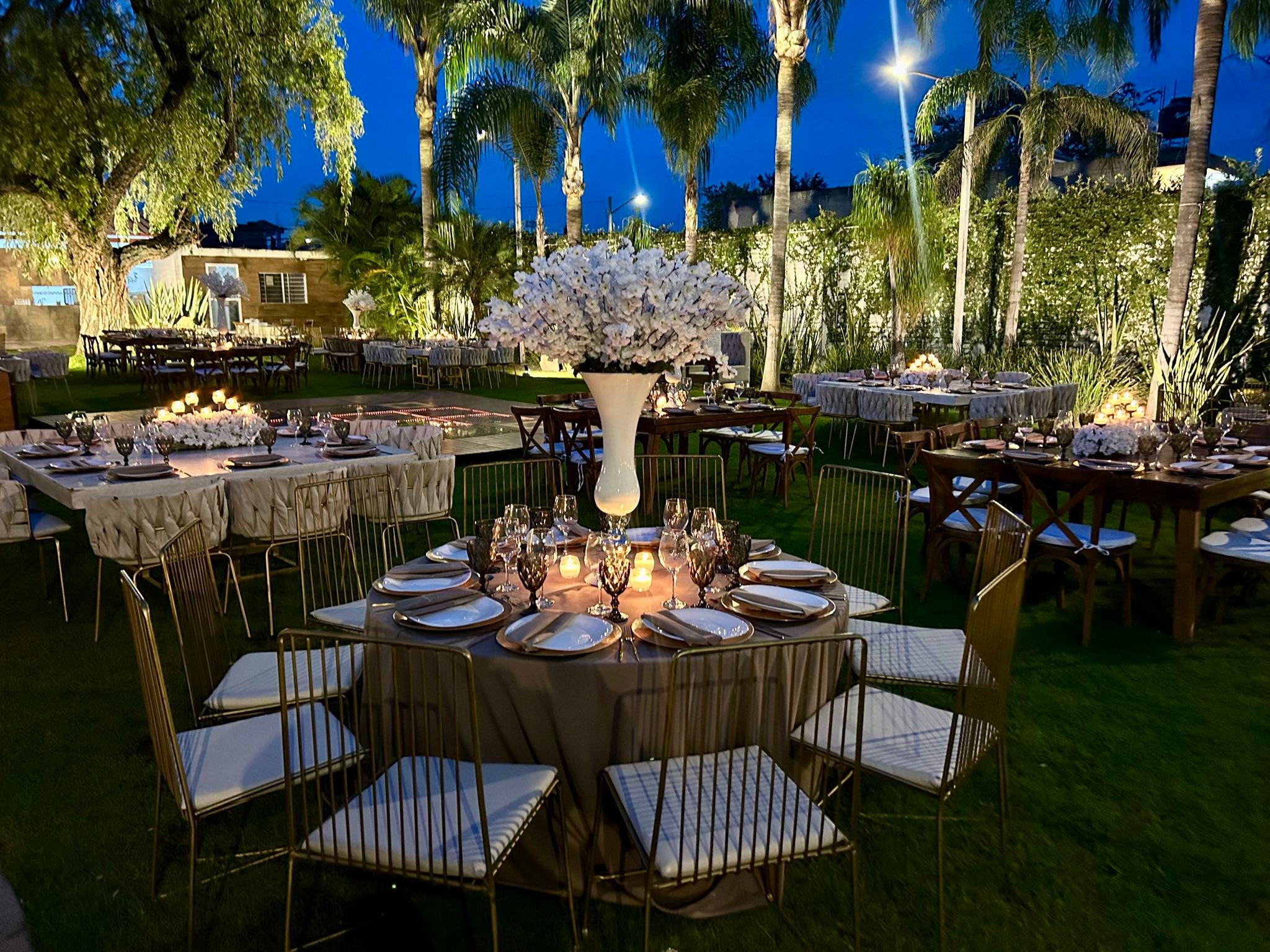 Las Palmas Terraza Eventos Facebook ad: El día más importante de tu vida merece…
