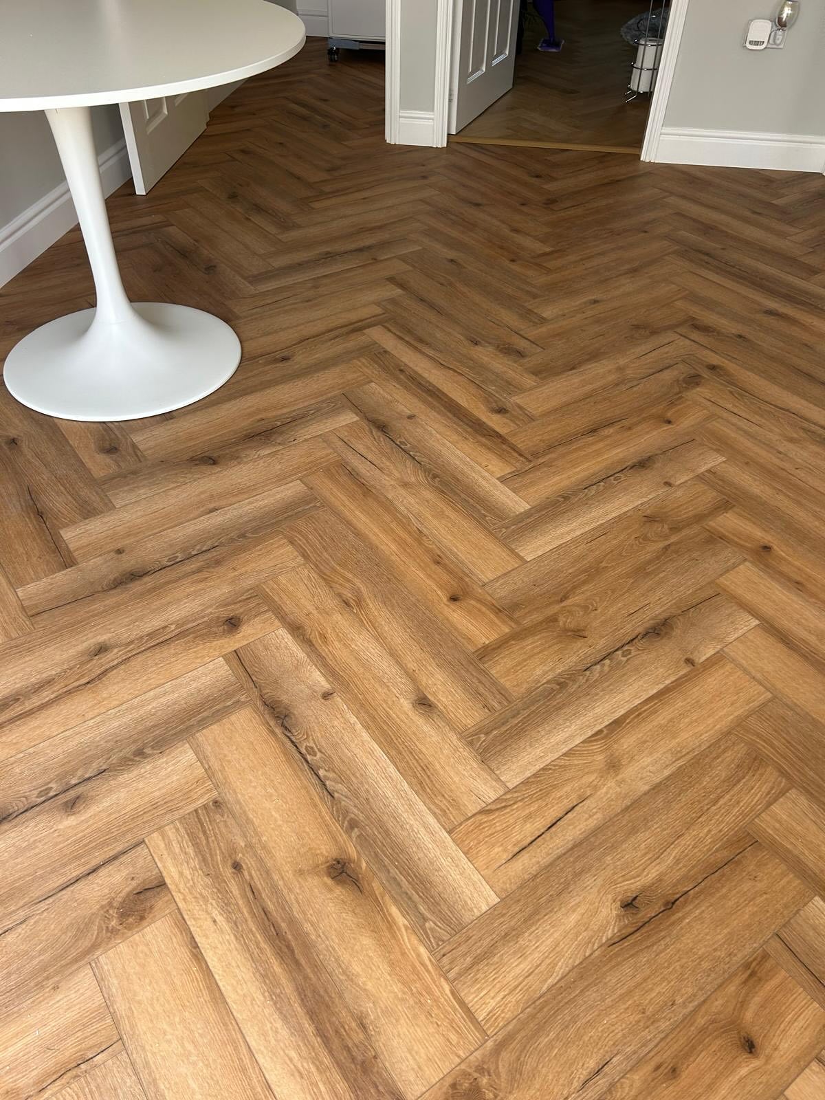 Floor Depot UK Facebook ad from Nov 12, 2025