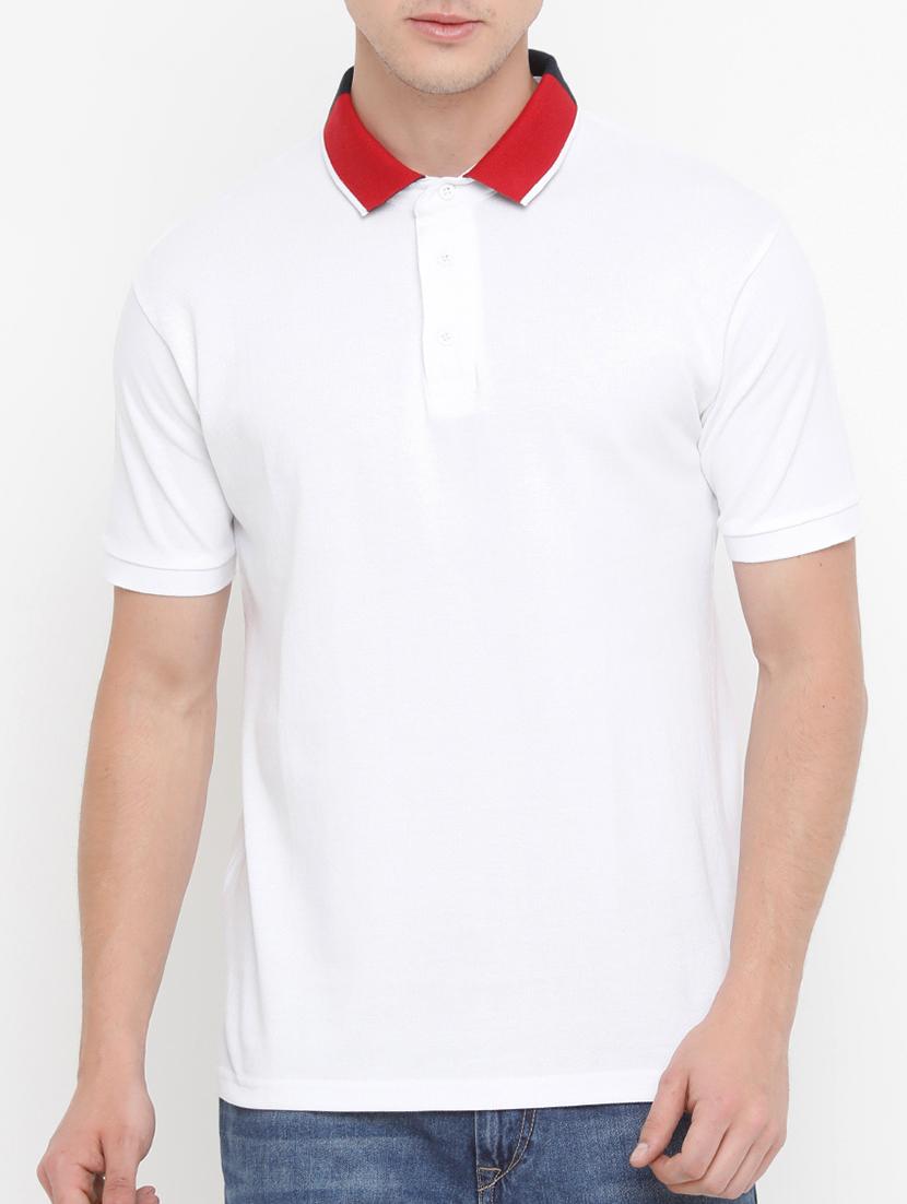 LimeRoad.com Facebook ad: Your new favorite t-shirt is just a click…