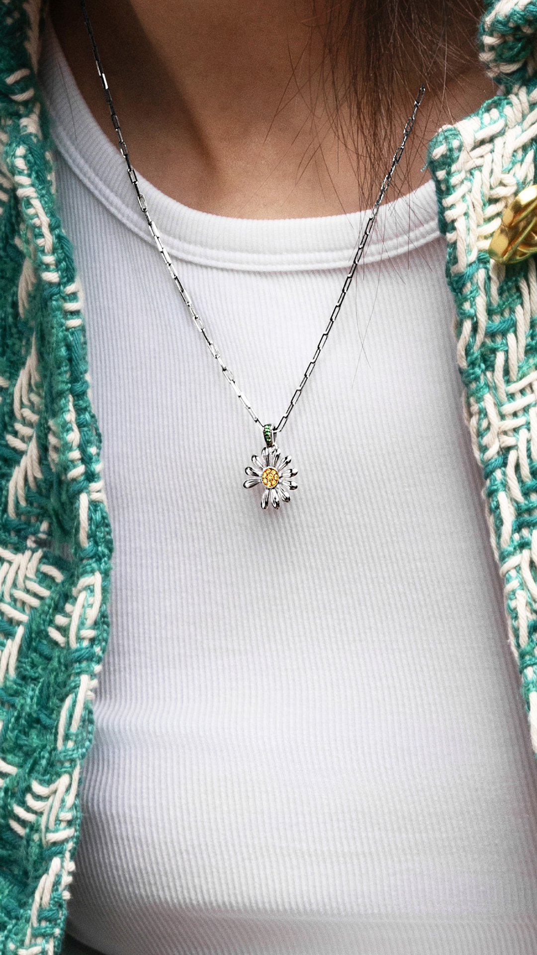 Jacob & Co. Jewelry Facebook ad: G-DRAGON X Jacob & Co. Pendant