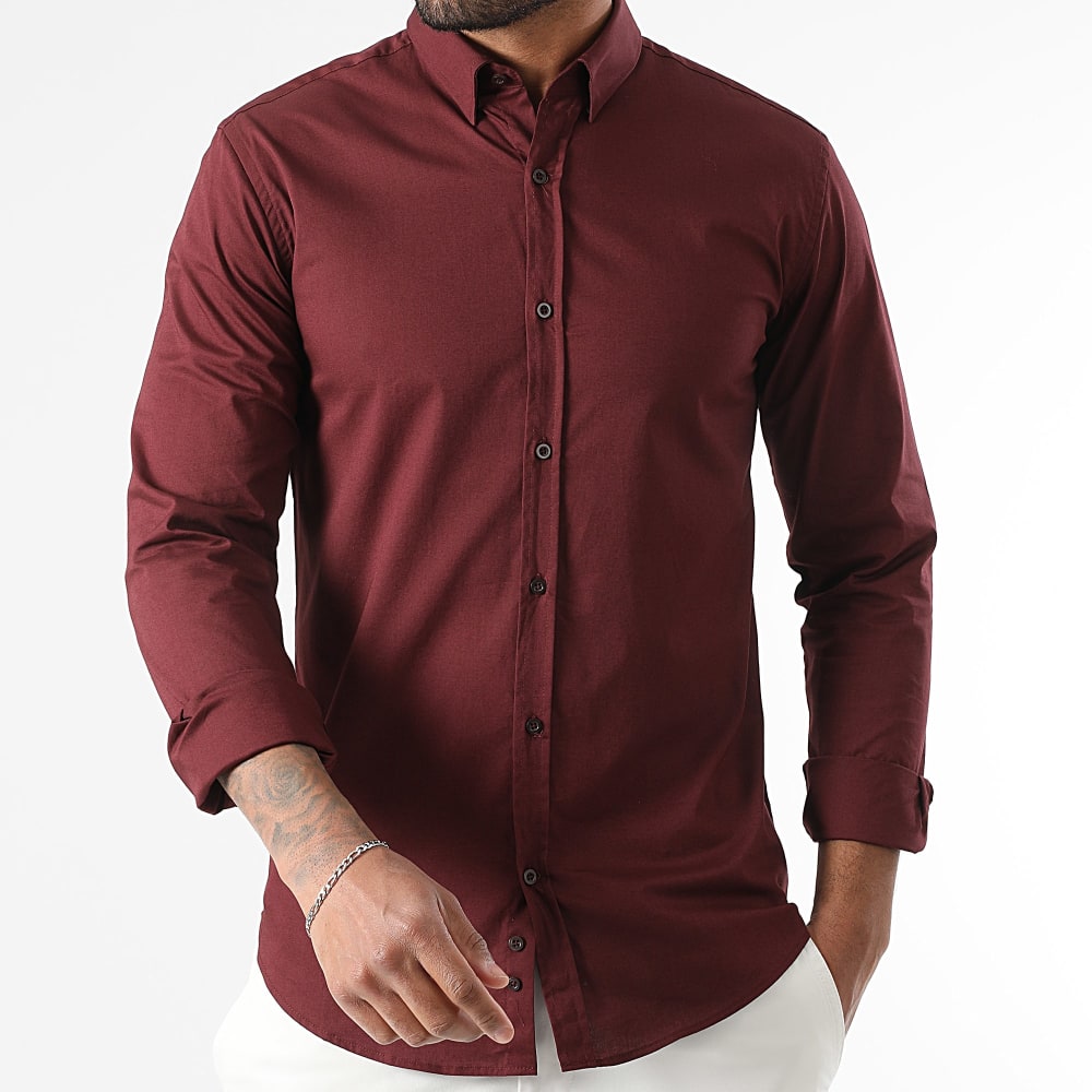 Ryses Facebook ad: LBO Premium Basics só na Ryses, streetwear essencial…