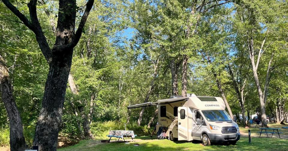 Camping Ste-Émélie Facebook ad