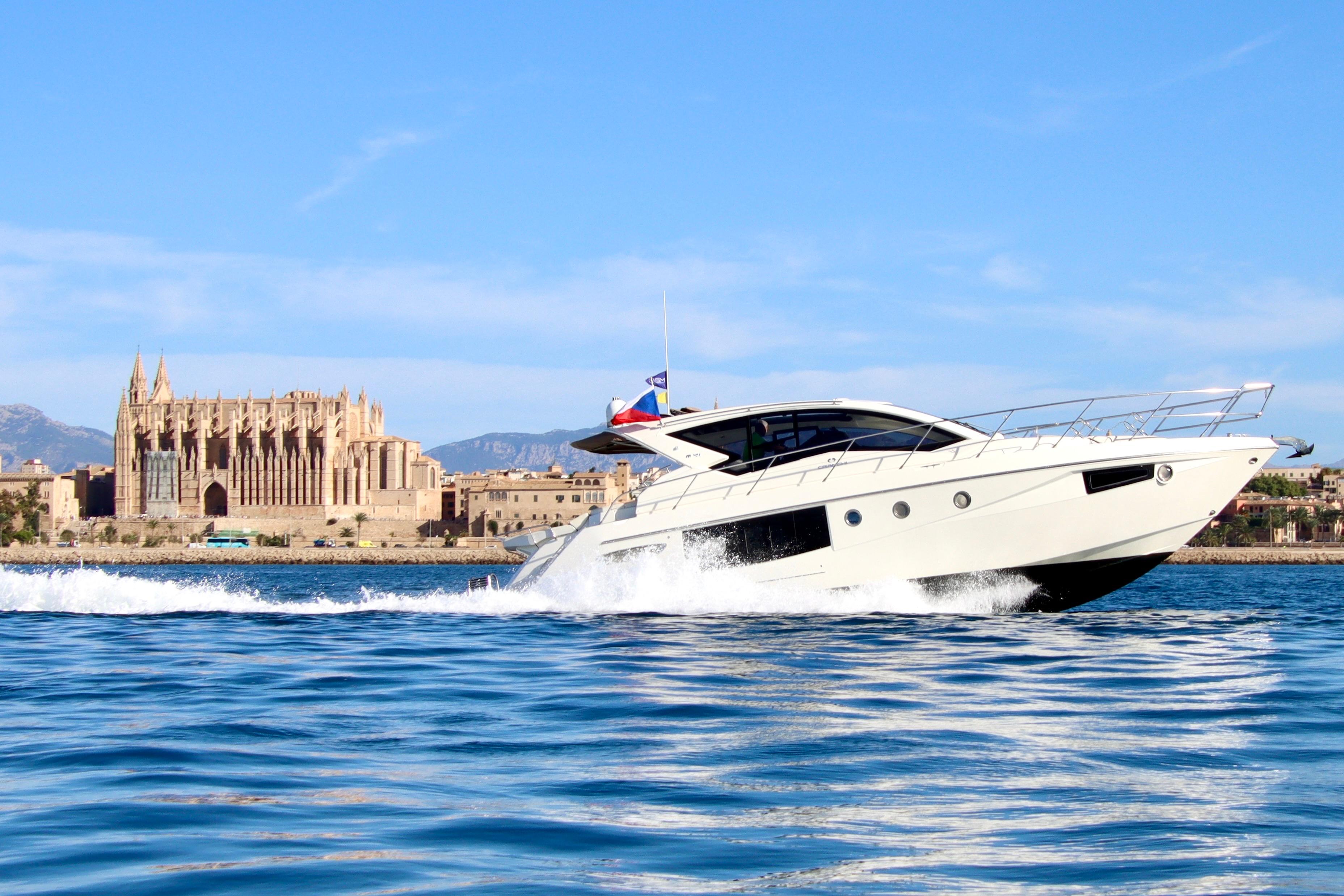 YachtWorld Facebook ad