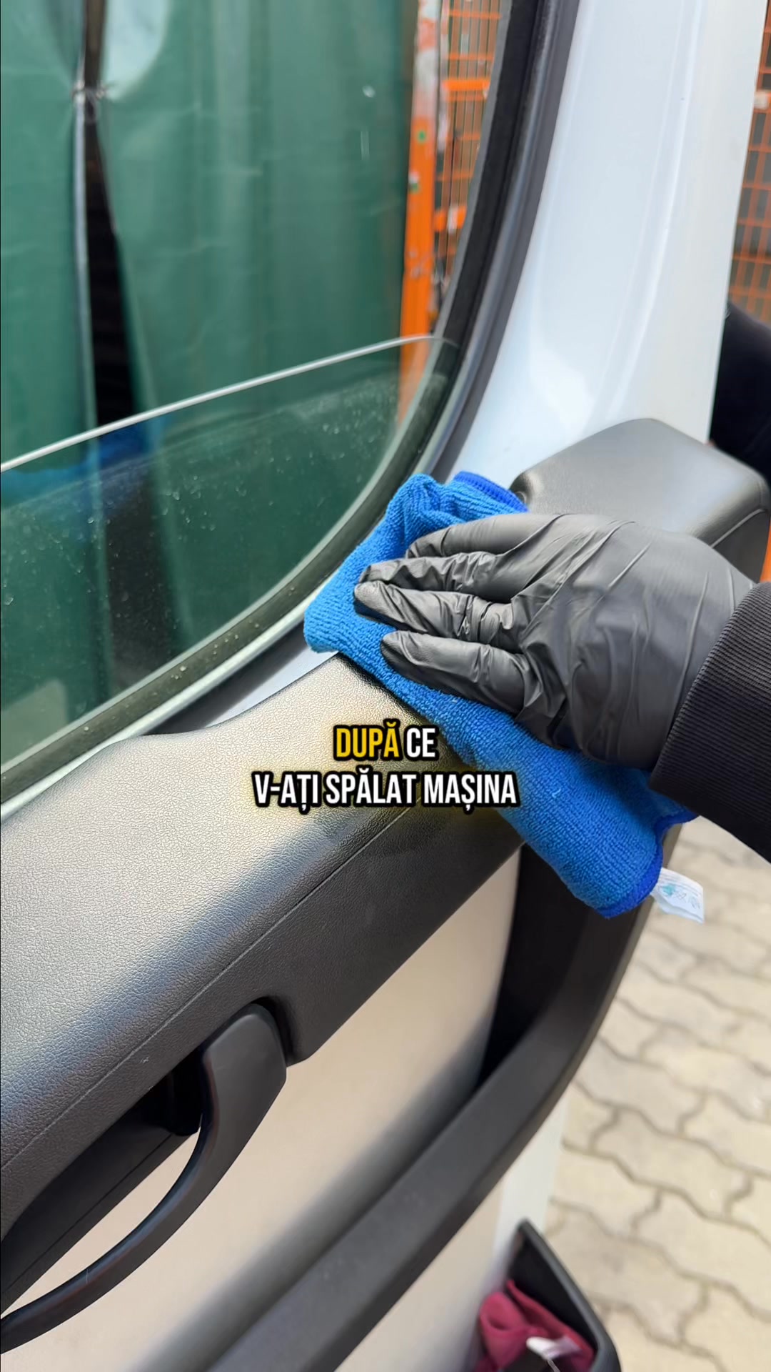 LaCanistra.ro Facebook ad: Pachetul pentru o mașină îngrijită