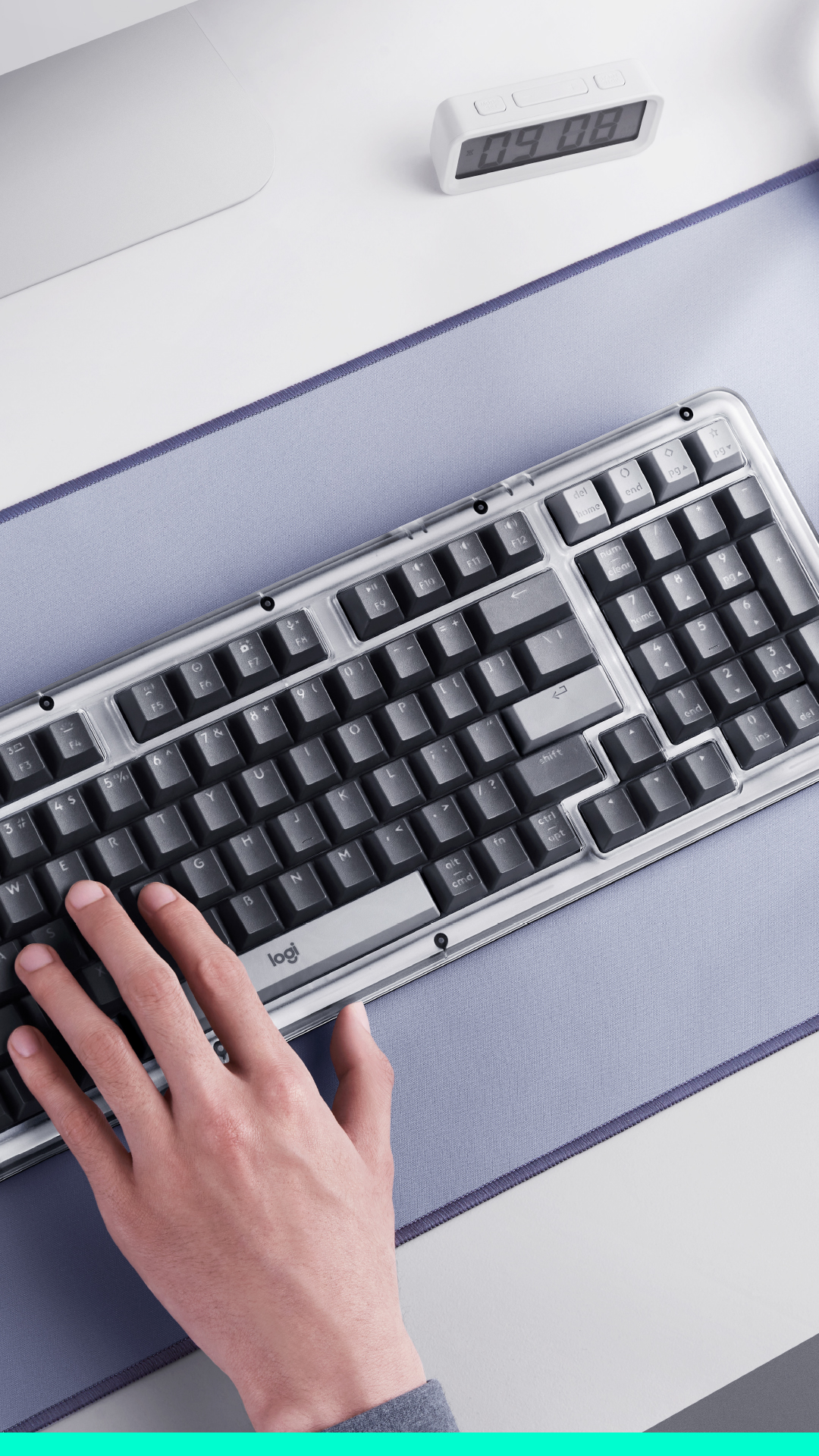 Logitech Facebook ad