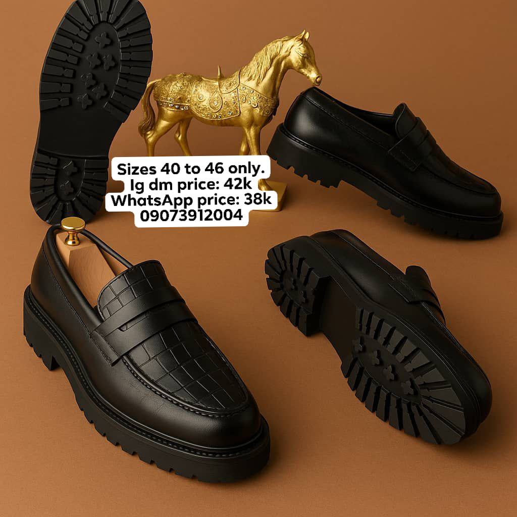 Roycollections Facebook ad: This best seller of all time has been…