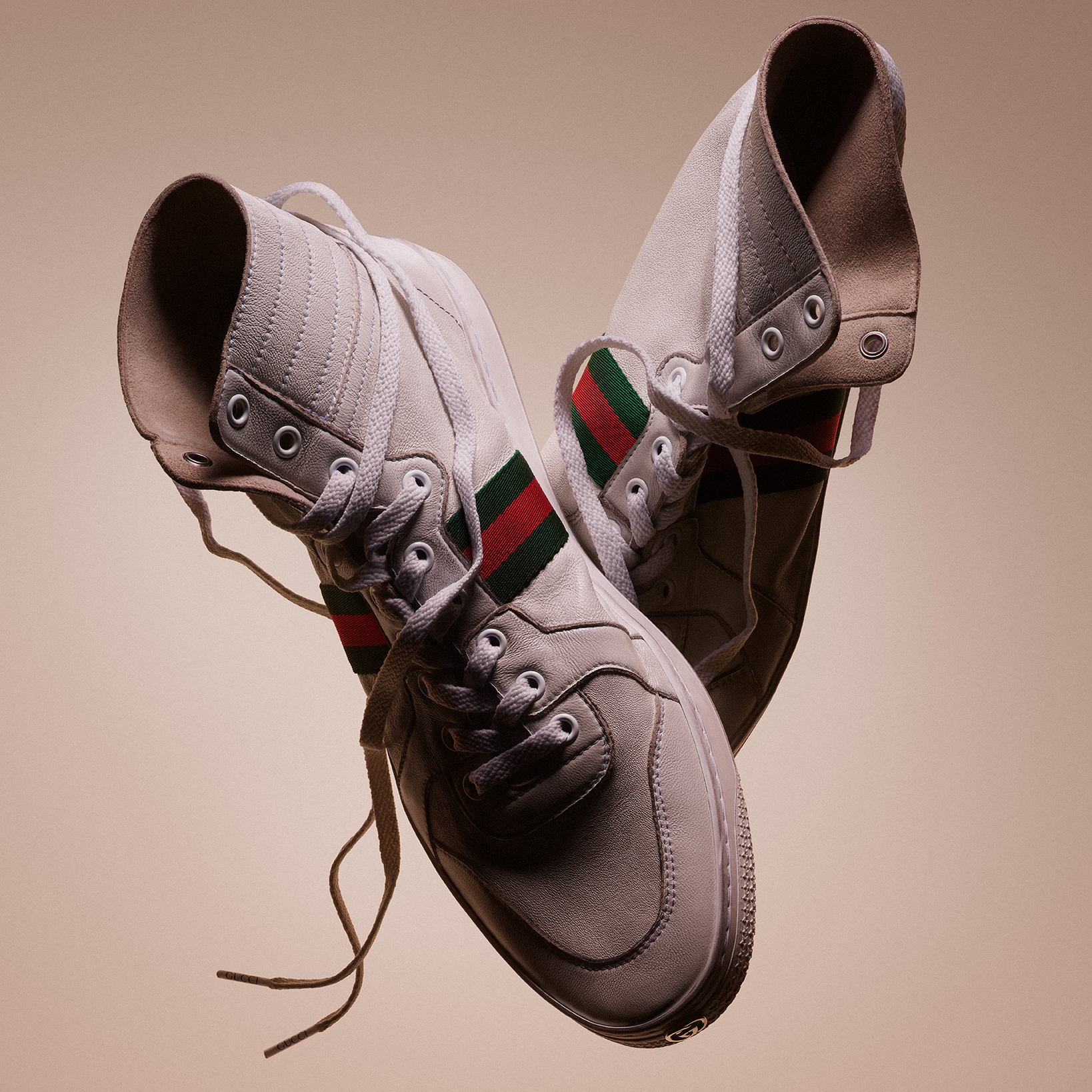 Gucci Facebook ad