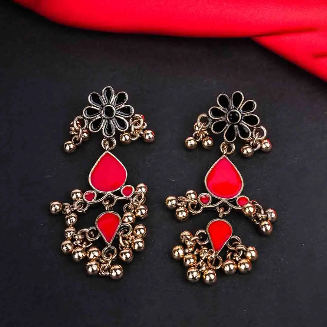 Discov Accessories Facebook ad: Your favourites are still waiting for you.