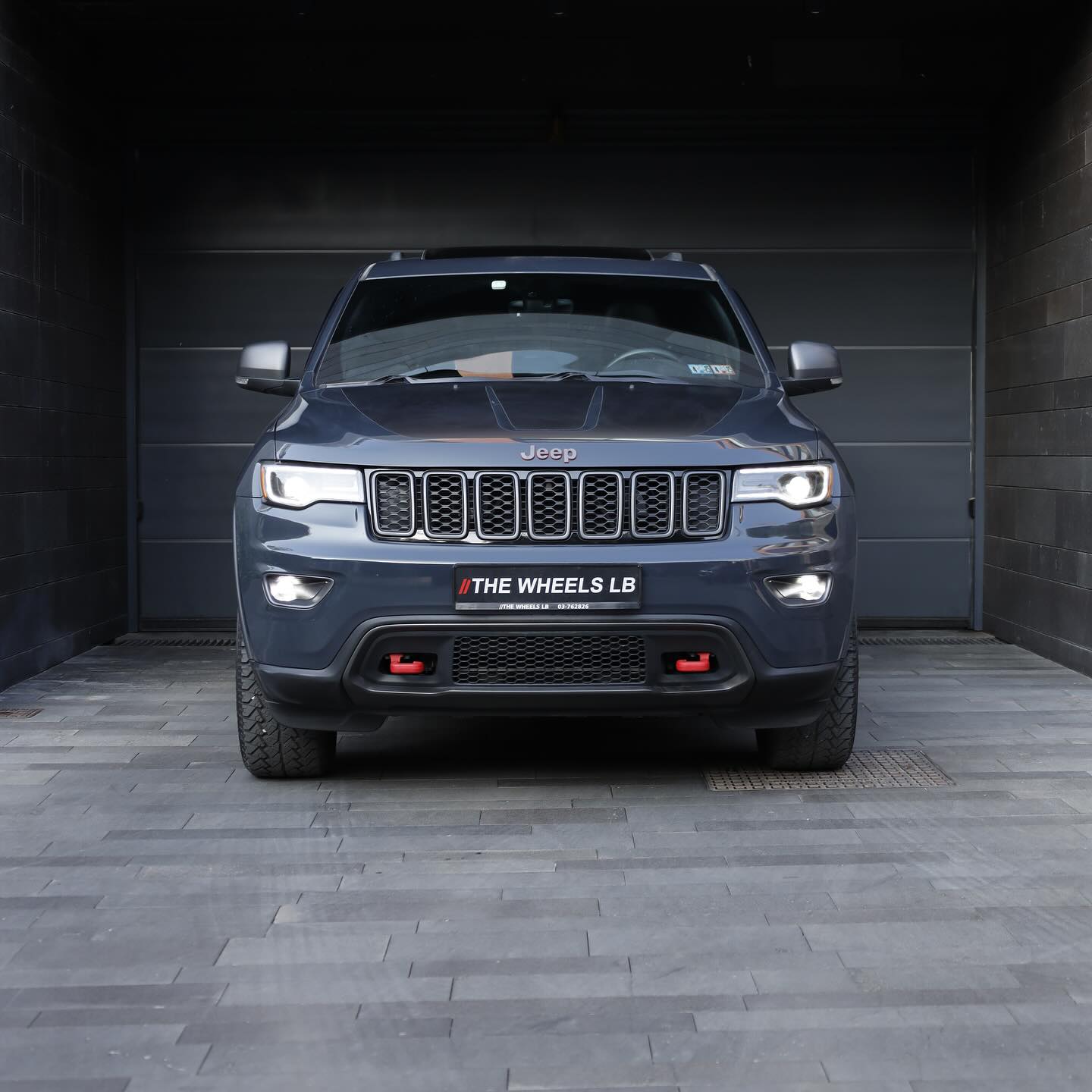 The wheels lb Facebook ad: The 2018 Jeep Grand Cherokee offers an impressive…