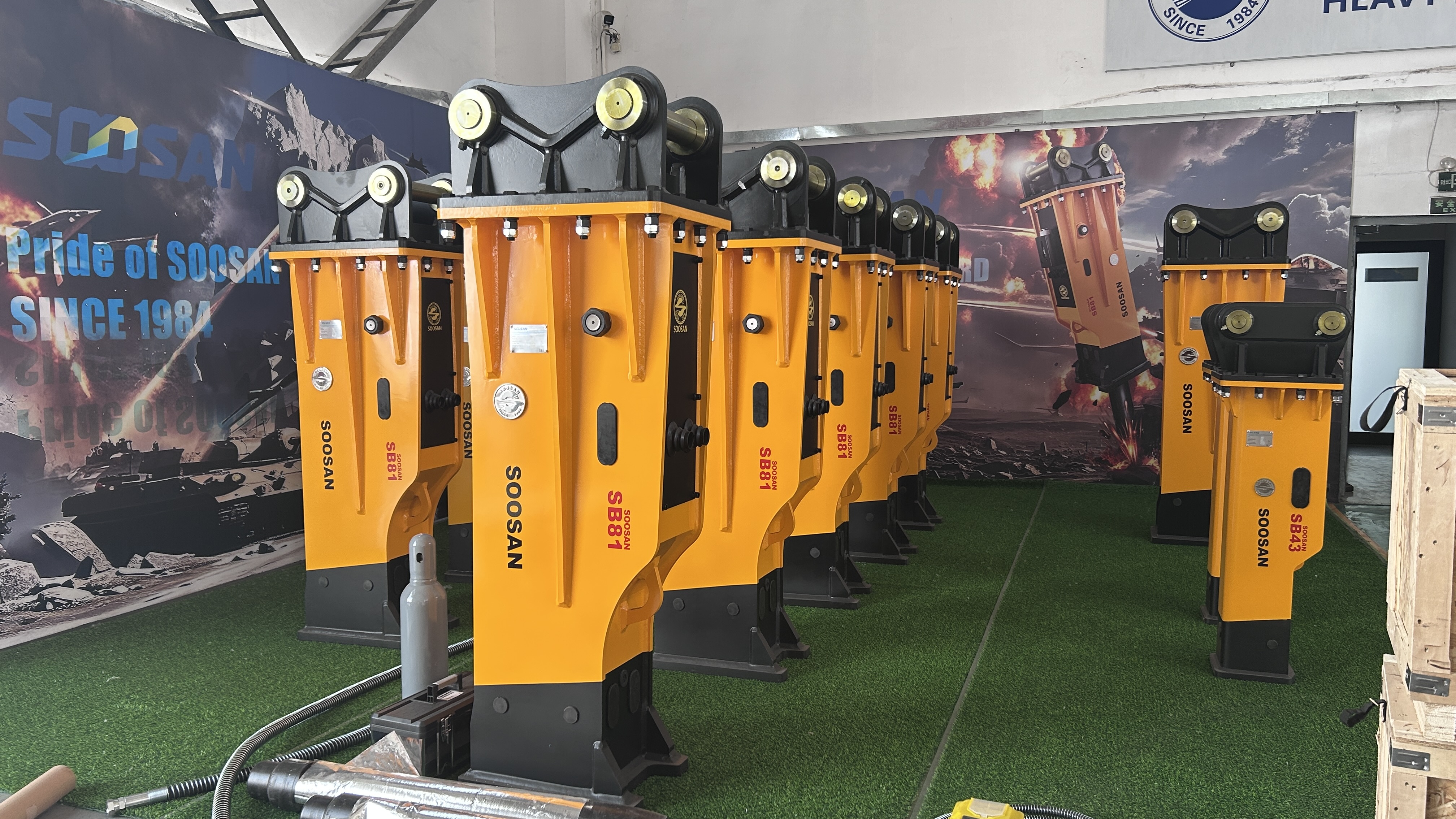 水山机械有限公司 Facebook ad: We are the ONLY authorized SOOSAN hydraulic breaker…