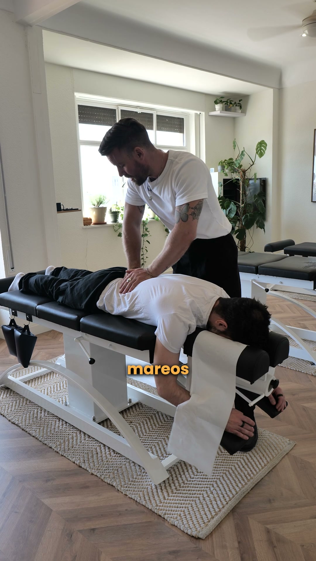 Advanced Quiropractica Barcelona Facebook ad: -35% Primera Visita