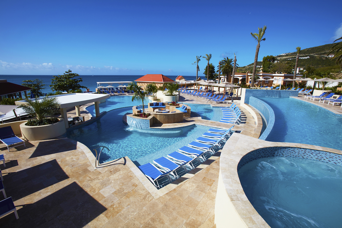 Divi Little Bay Beach Resort, St. Maarten Facebook ad: Divi Little Bay Beach Resort